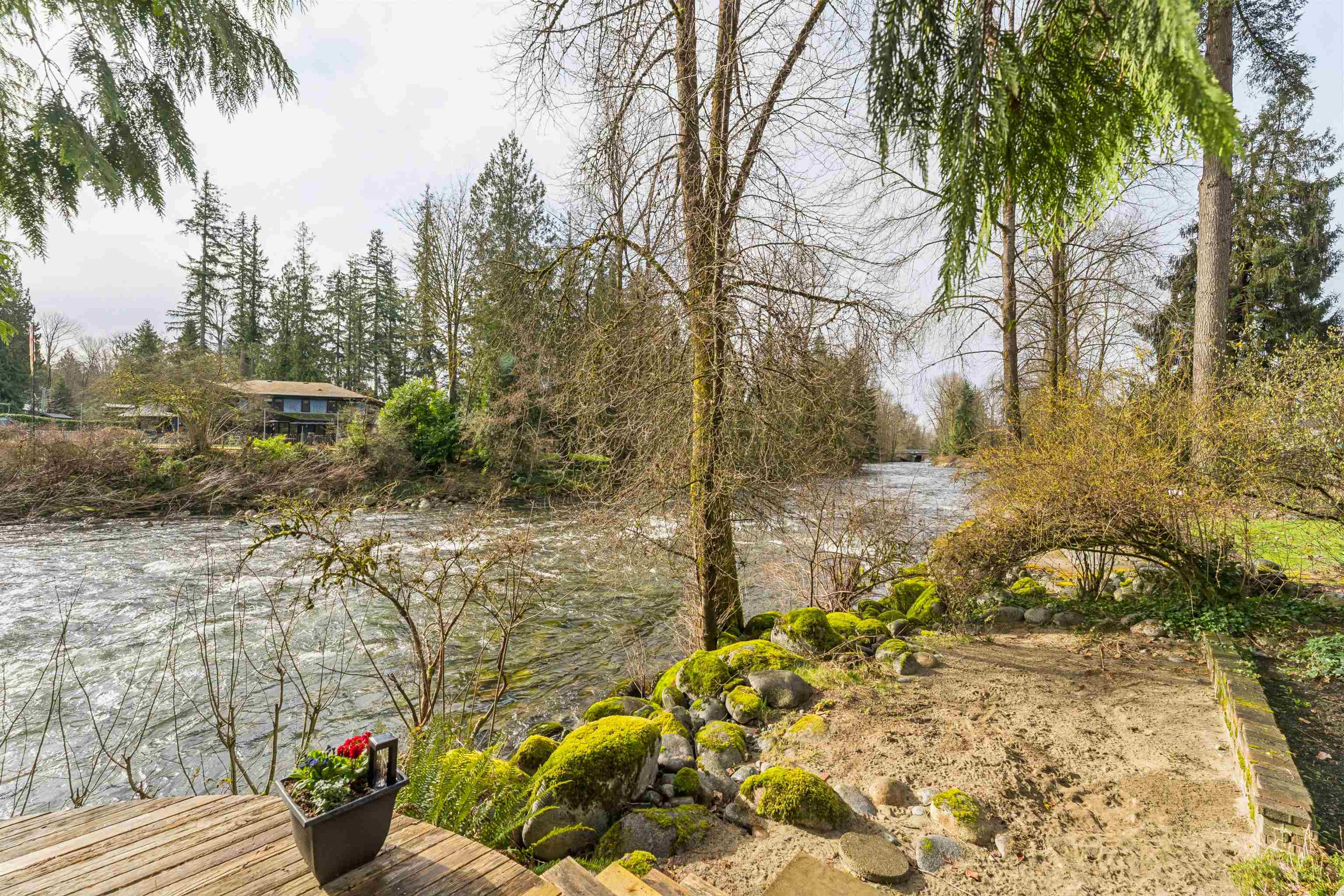 808 SEYMOUR BOULEVARD