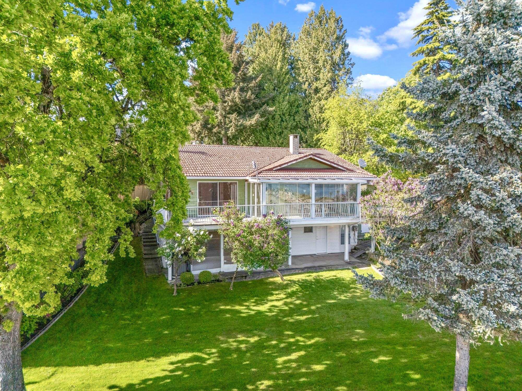 2560 BELLEVUE AVENUE