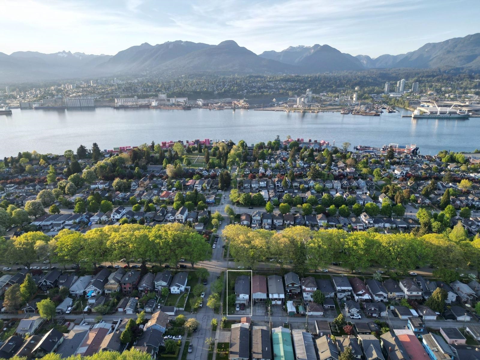 268 N SLOCAN STREET
