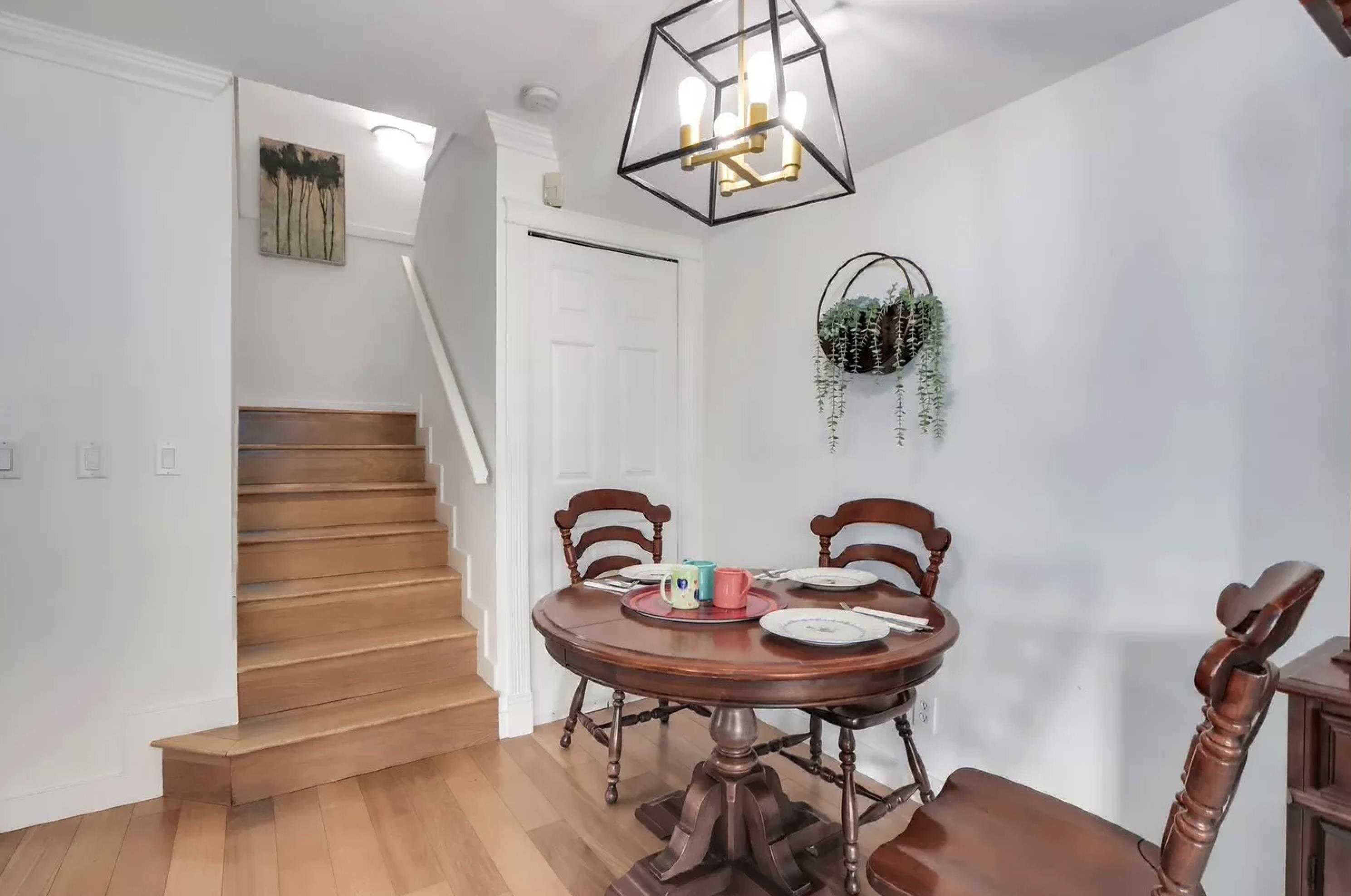 37 7188 EDMONDS STREET Unit: 37