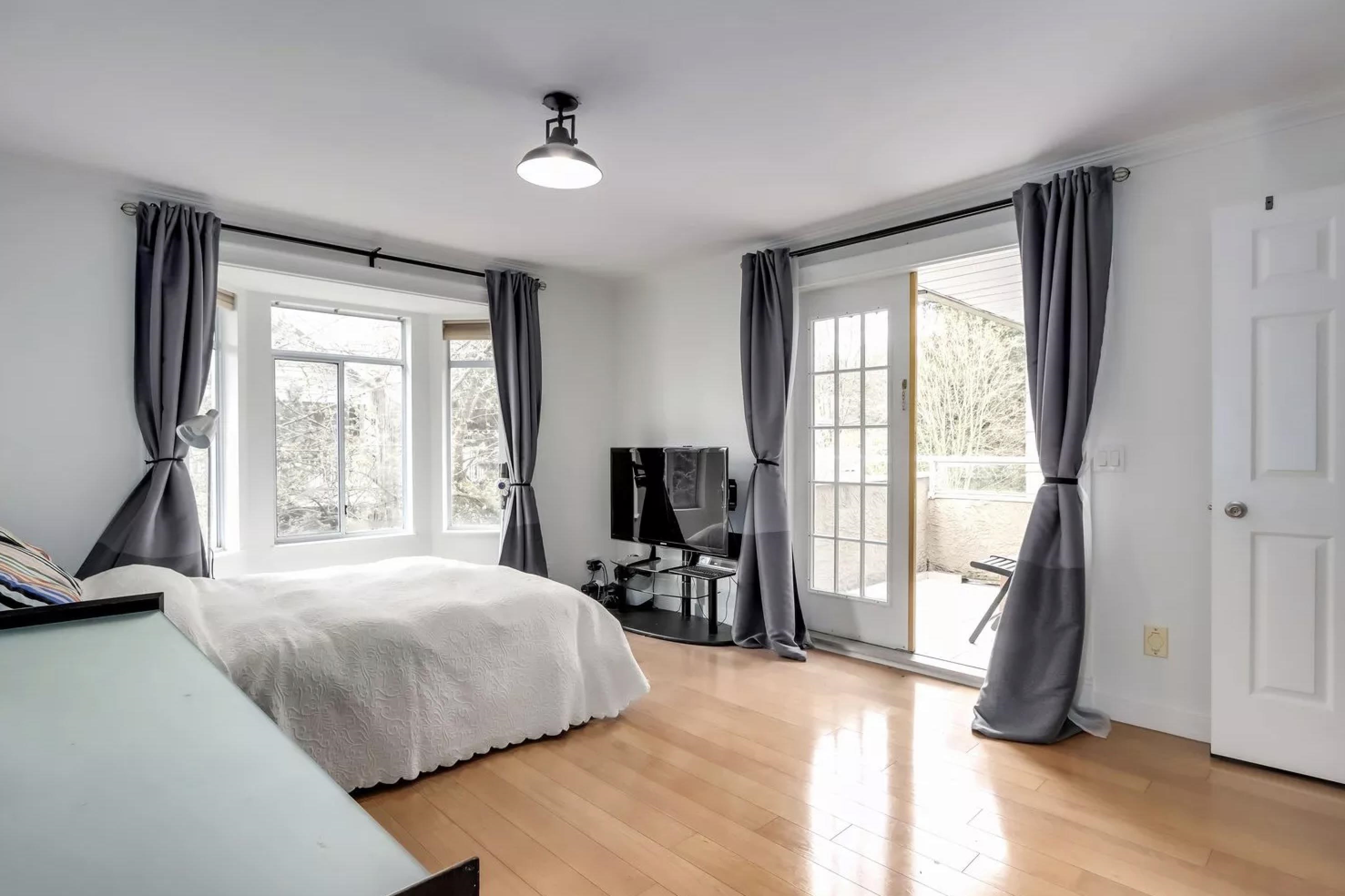 37 7188 EDMONDS STREET Unit: 37