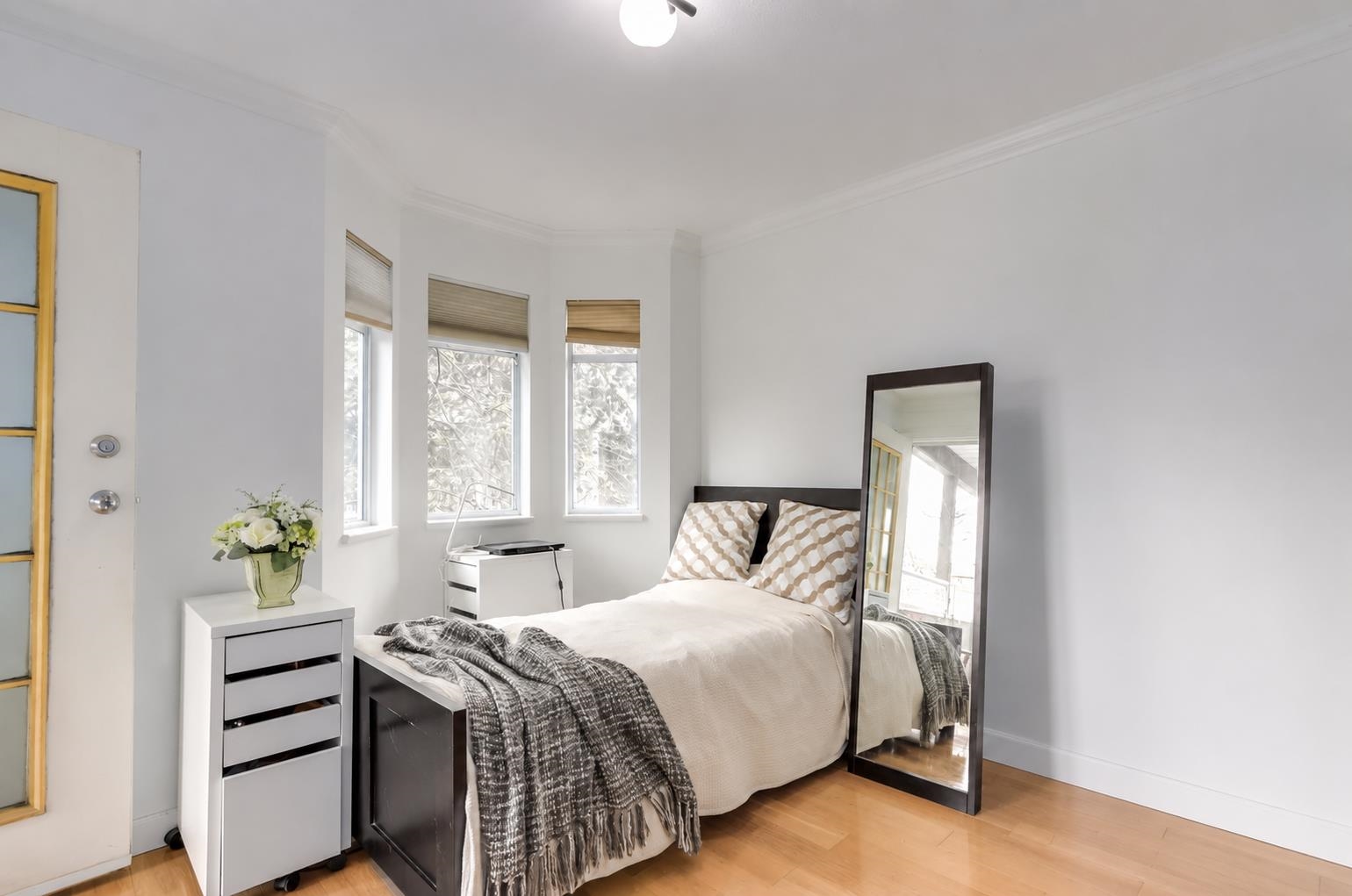 37 7188 EDMONDS STREET Unit: 37