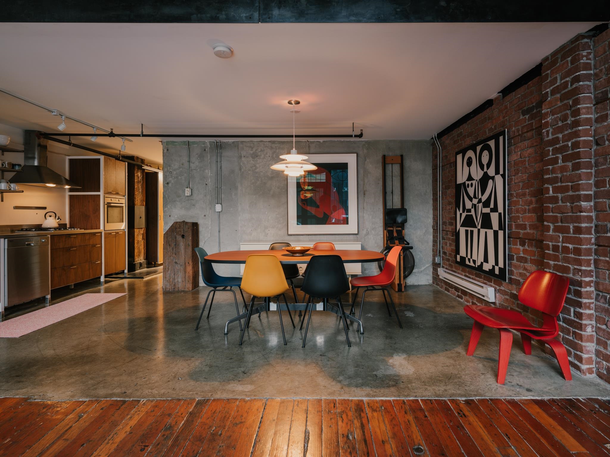 87 E CORDOVA STREET