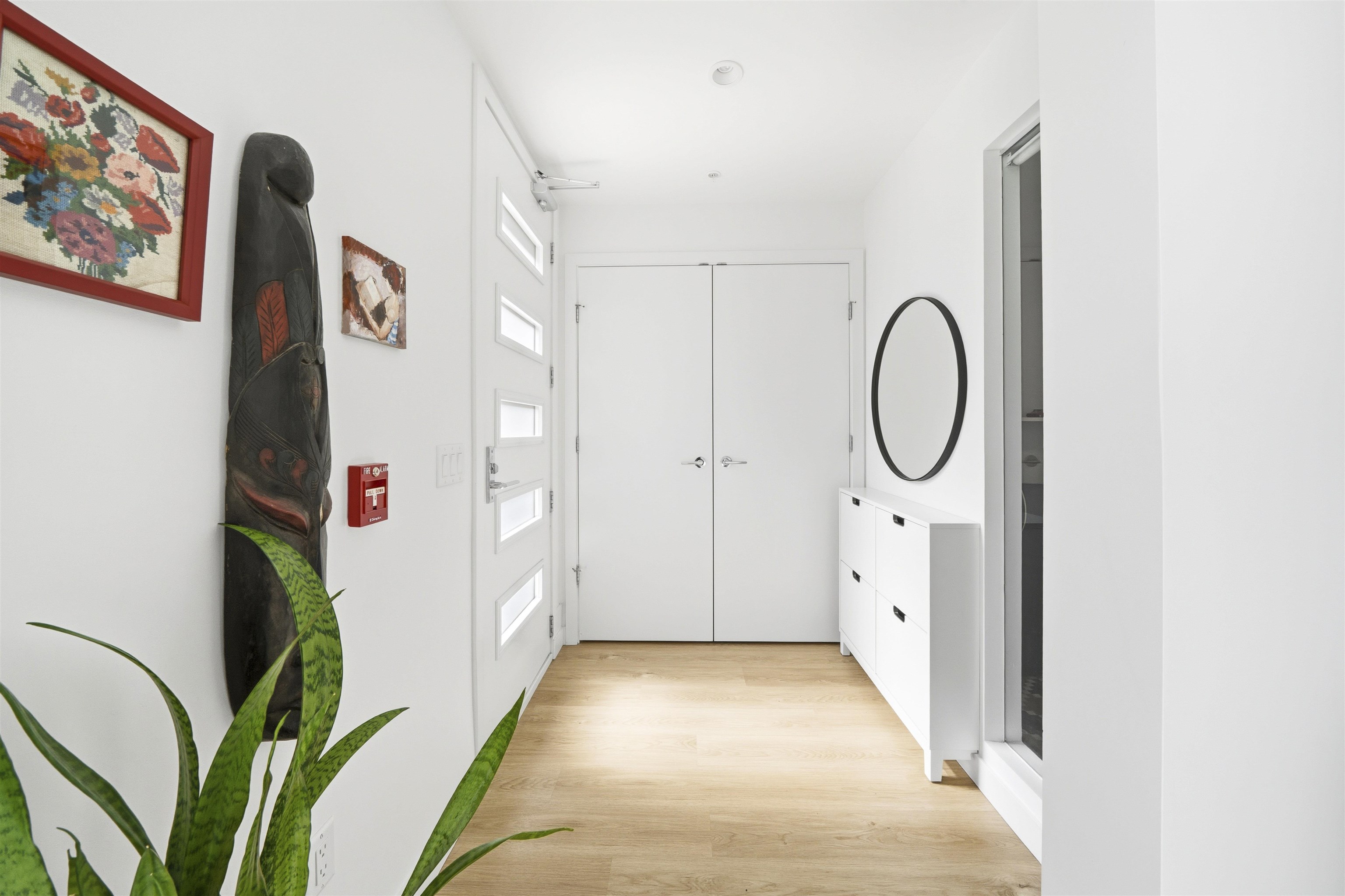 209 9888 UNIVERSITY CRESCENT Unit: 209