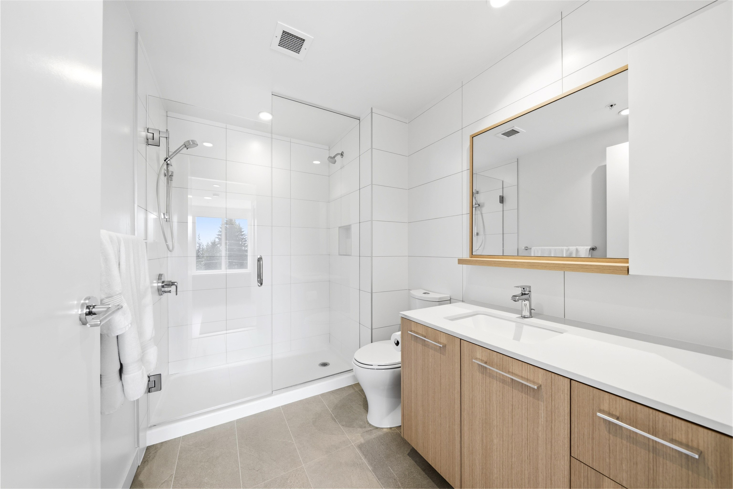 209 9888 UNIVERSITY CRESCENT Unit: 209