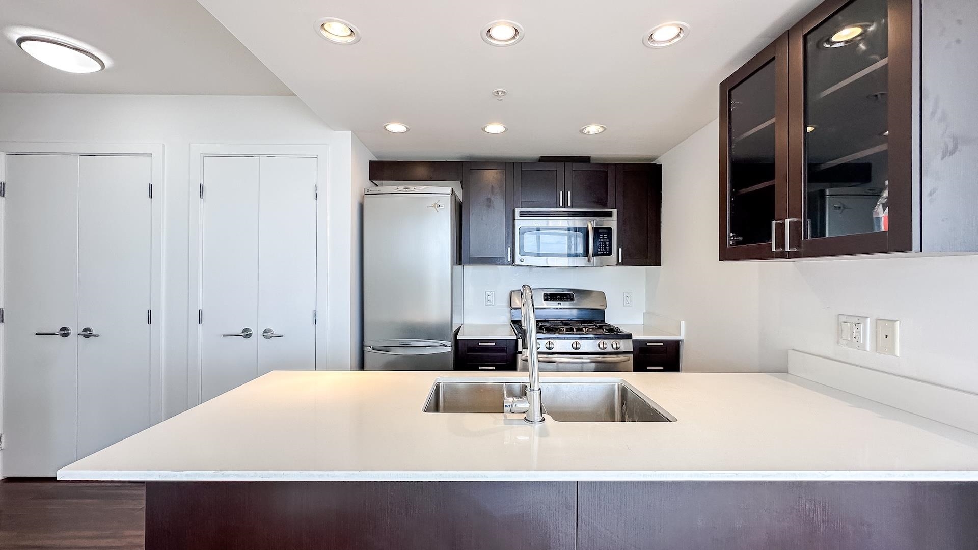 1107 4815 ELDORADO MEWS Unit: 1107