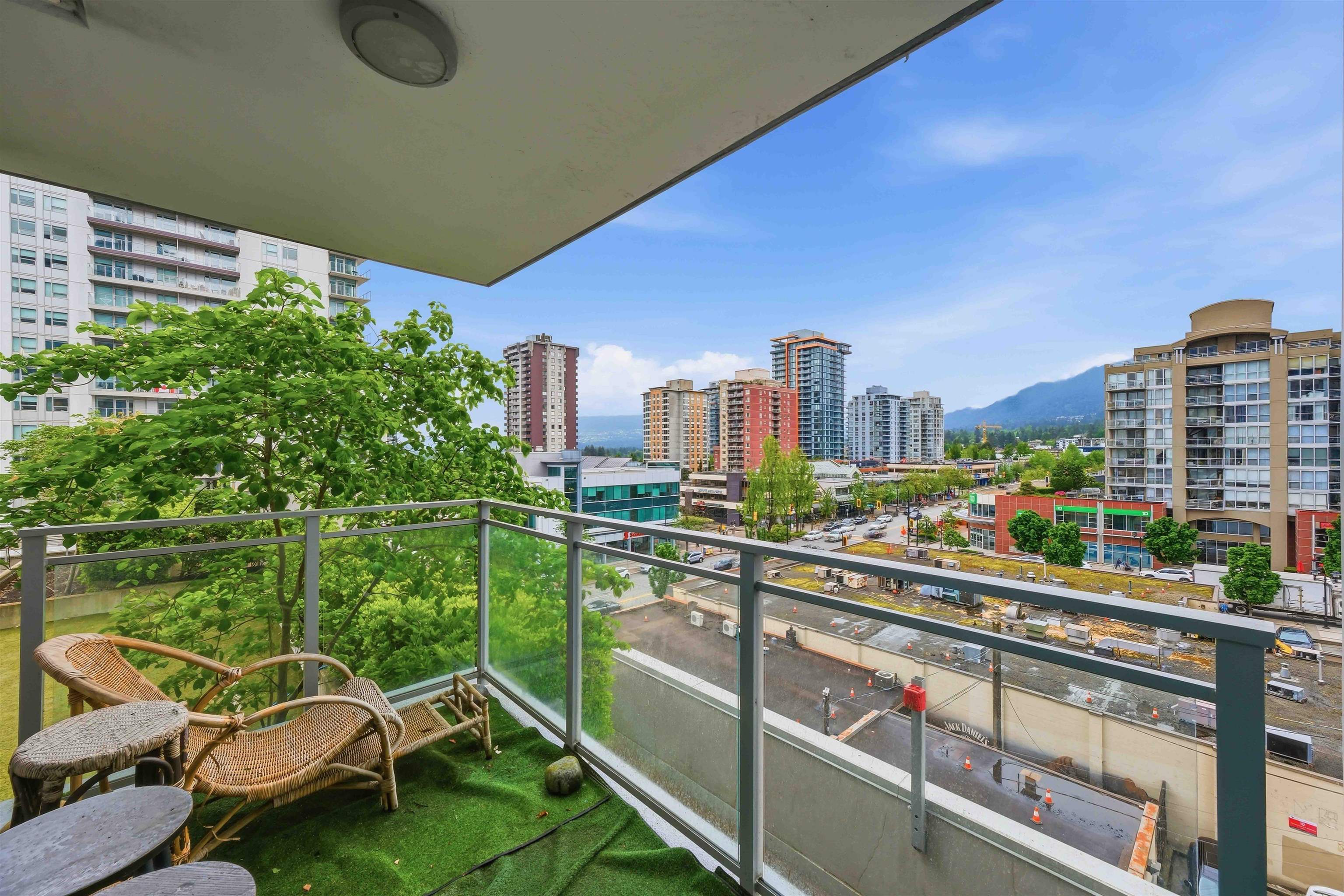408 112 E 13TH STREET Unit: 408