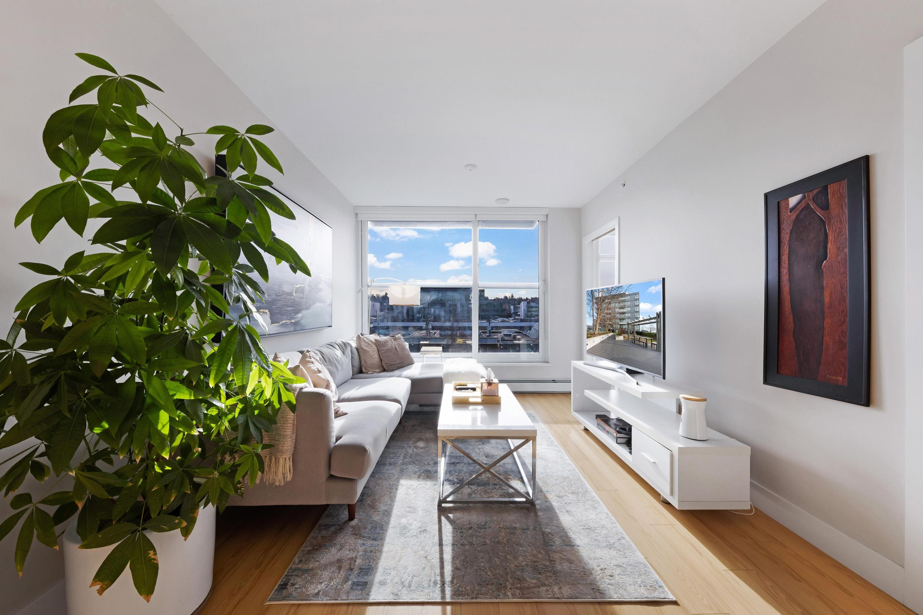 616 159 W 2ND AVENUE Unit: 616