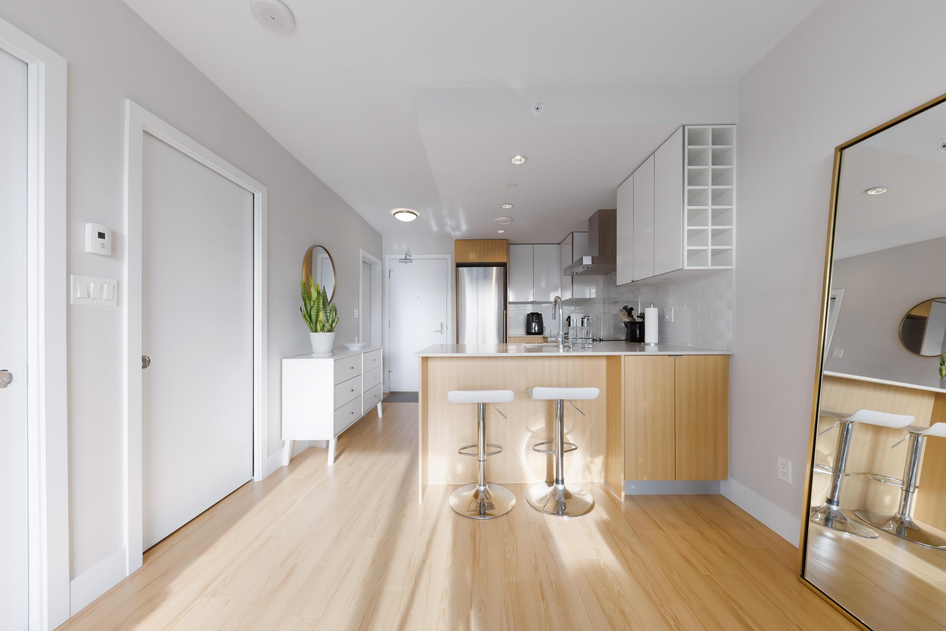 616 159 W 2ND AVENUE Unit: 616