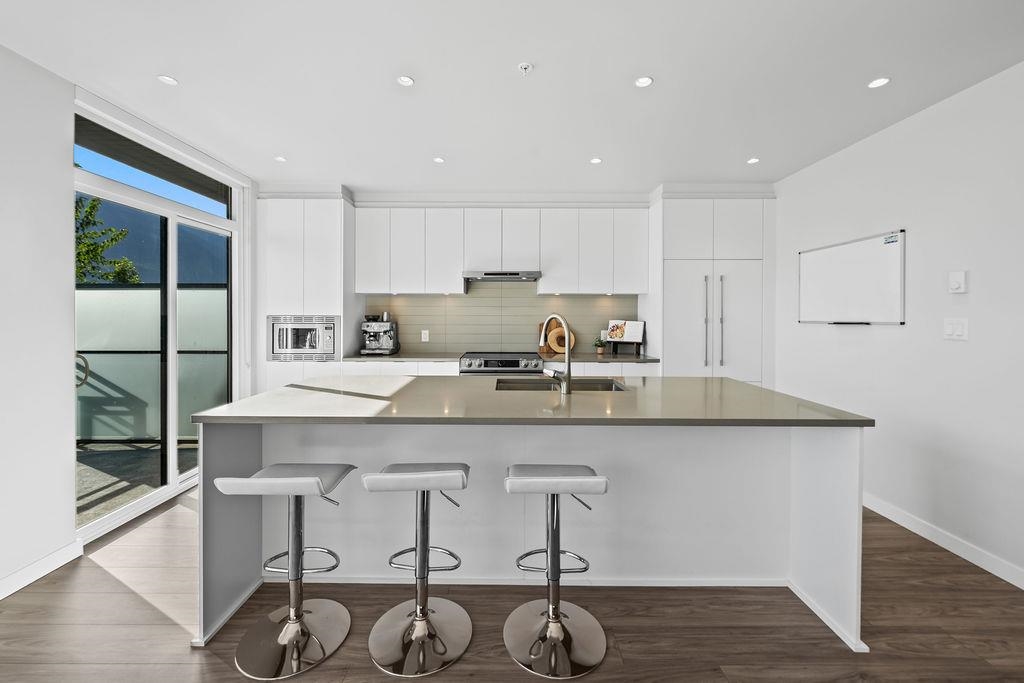 41249 HIGHLINE PLACE