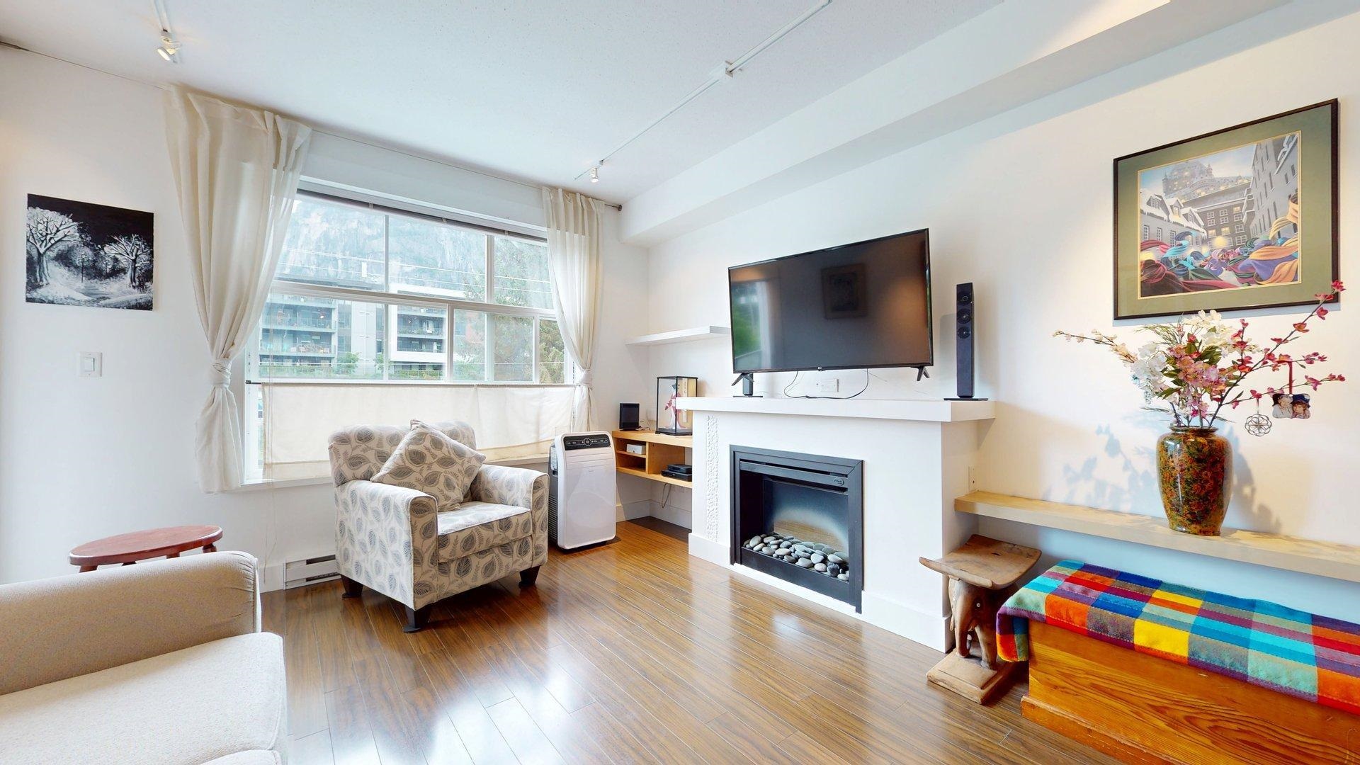 207 1336 MAIN STREET Unit: 207