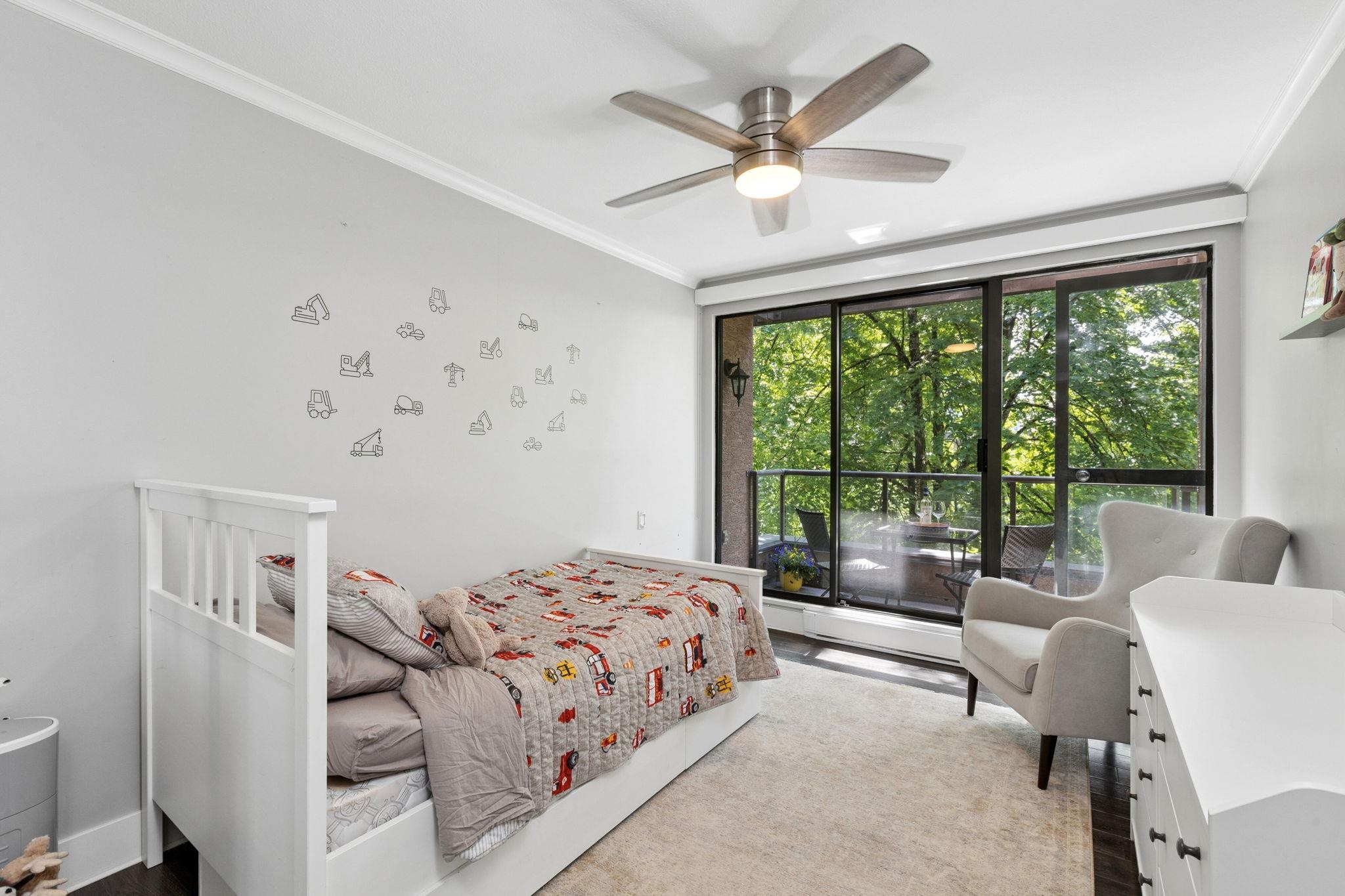 303 1702 CHESTERFIELD AVENUE Unit: 303
