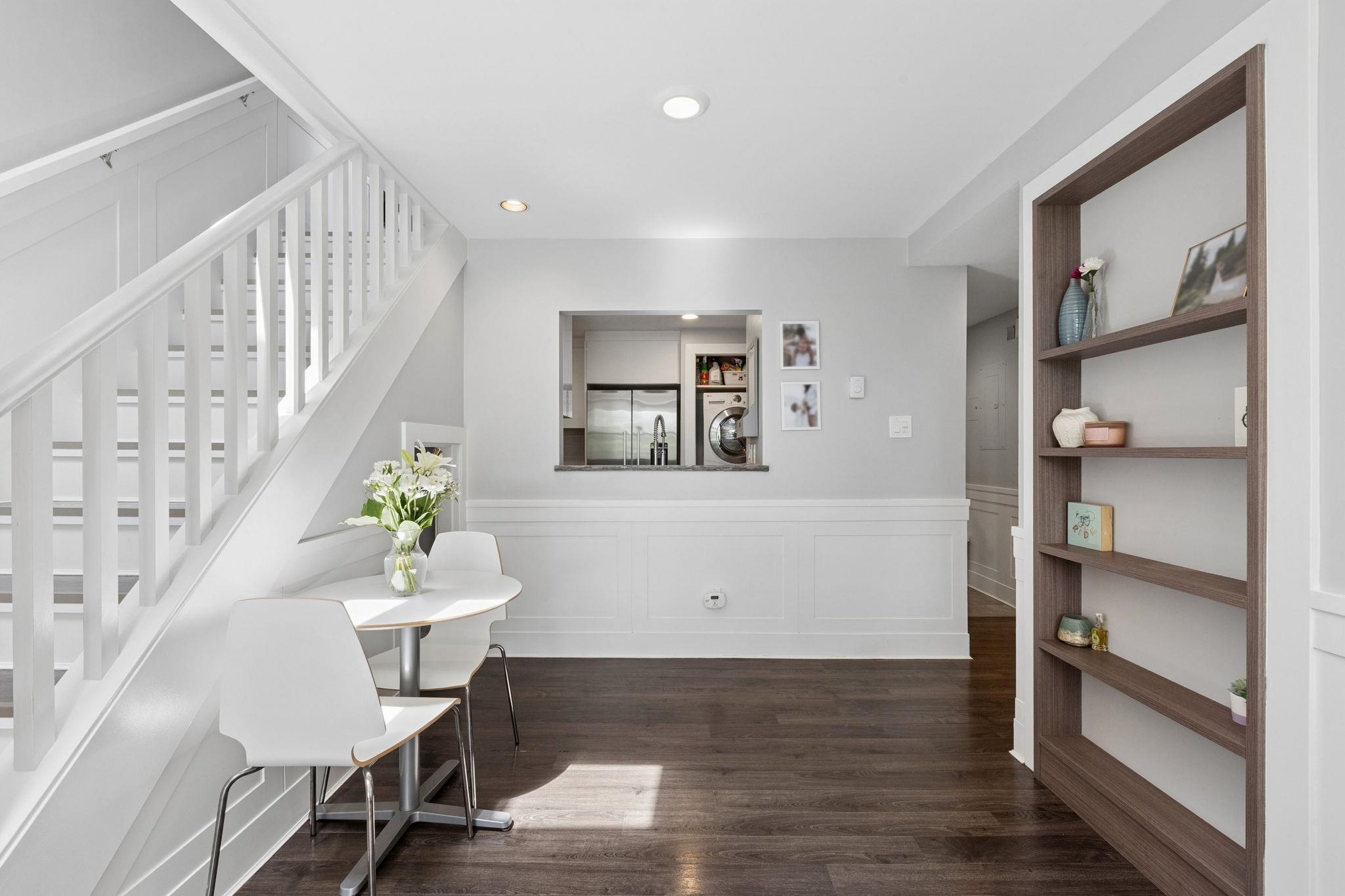 303 1702 CHESTERFIELD AVENUE Unit: 303