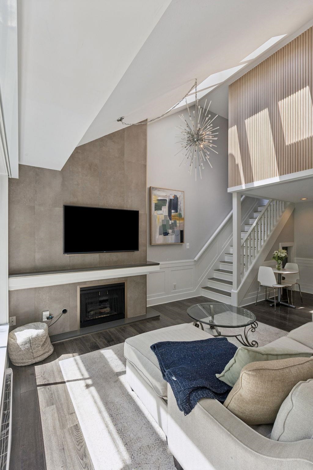 303 1702 CHESTERFIELD AVENUE Unit: 303