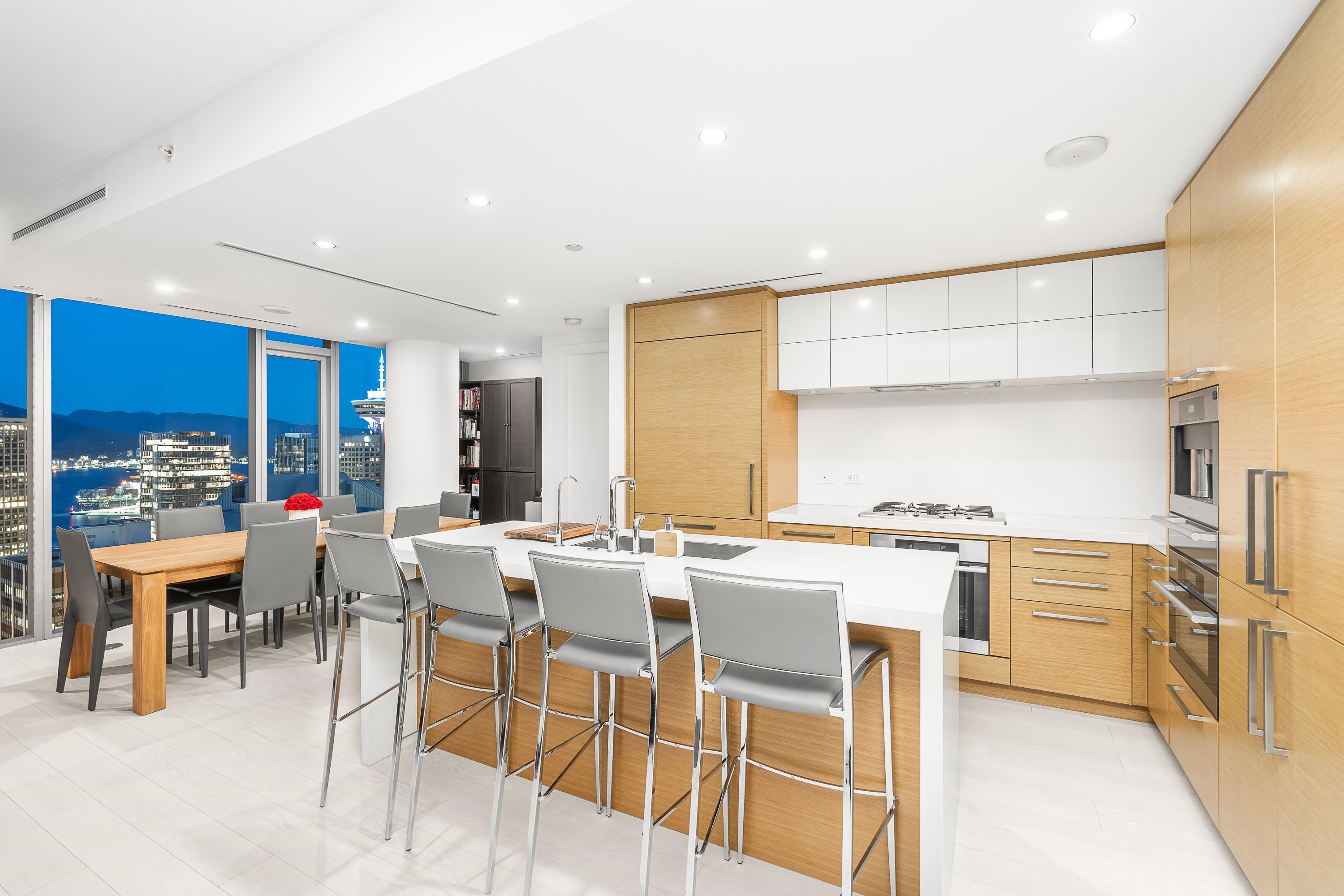 2902 667 HOWE STREET Unit: 2902