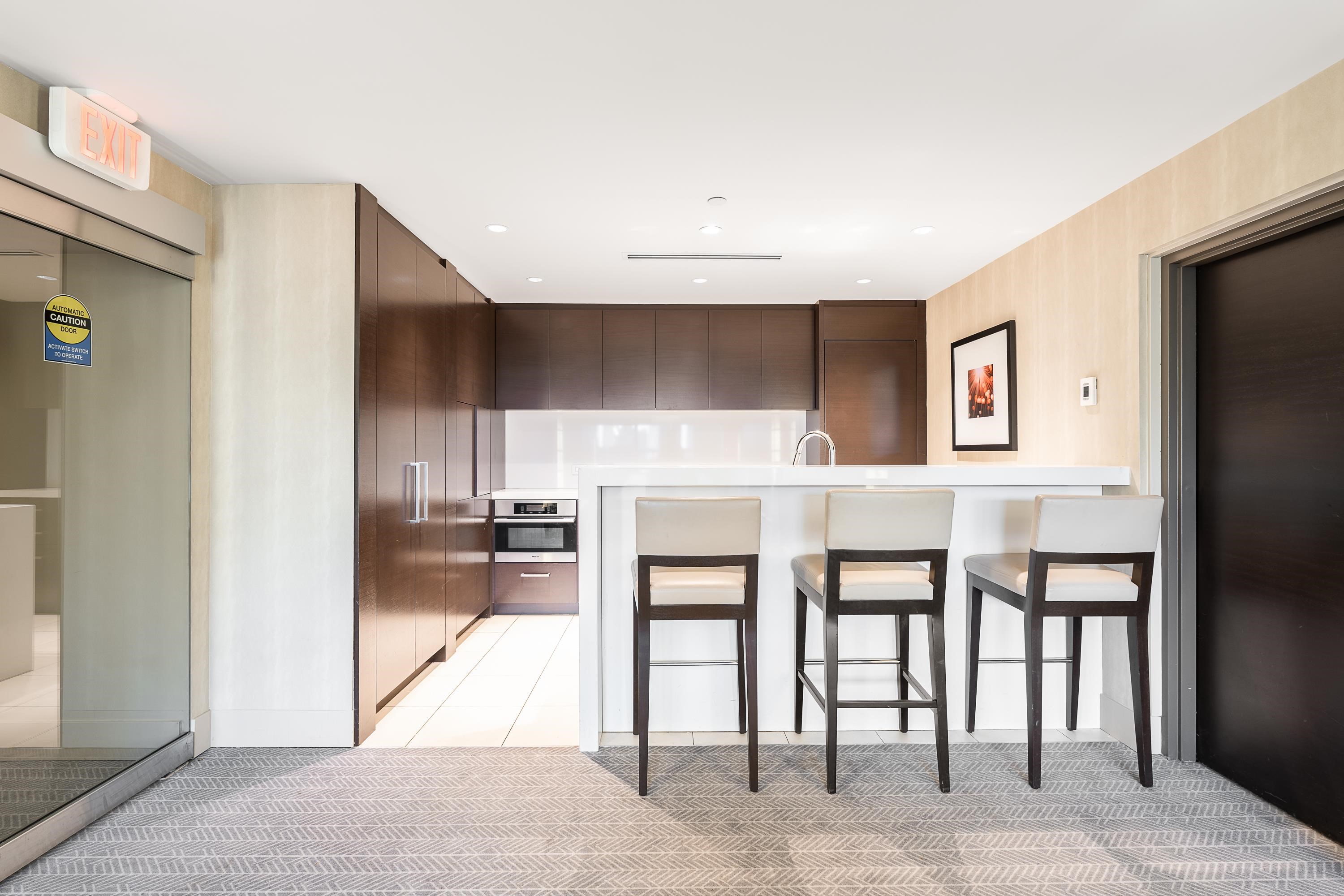 2902 667 HOWE STREET Unit: 2902