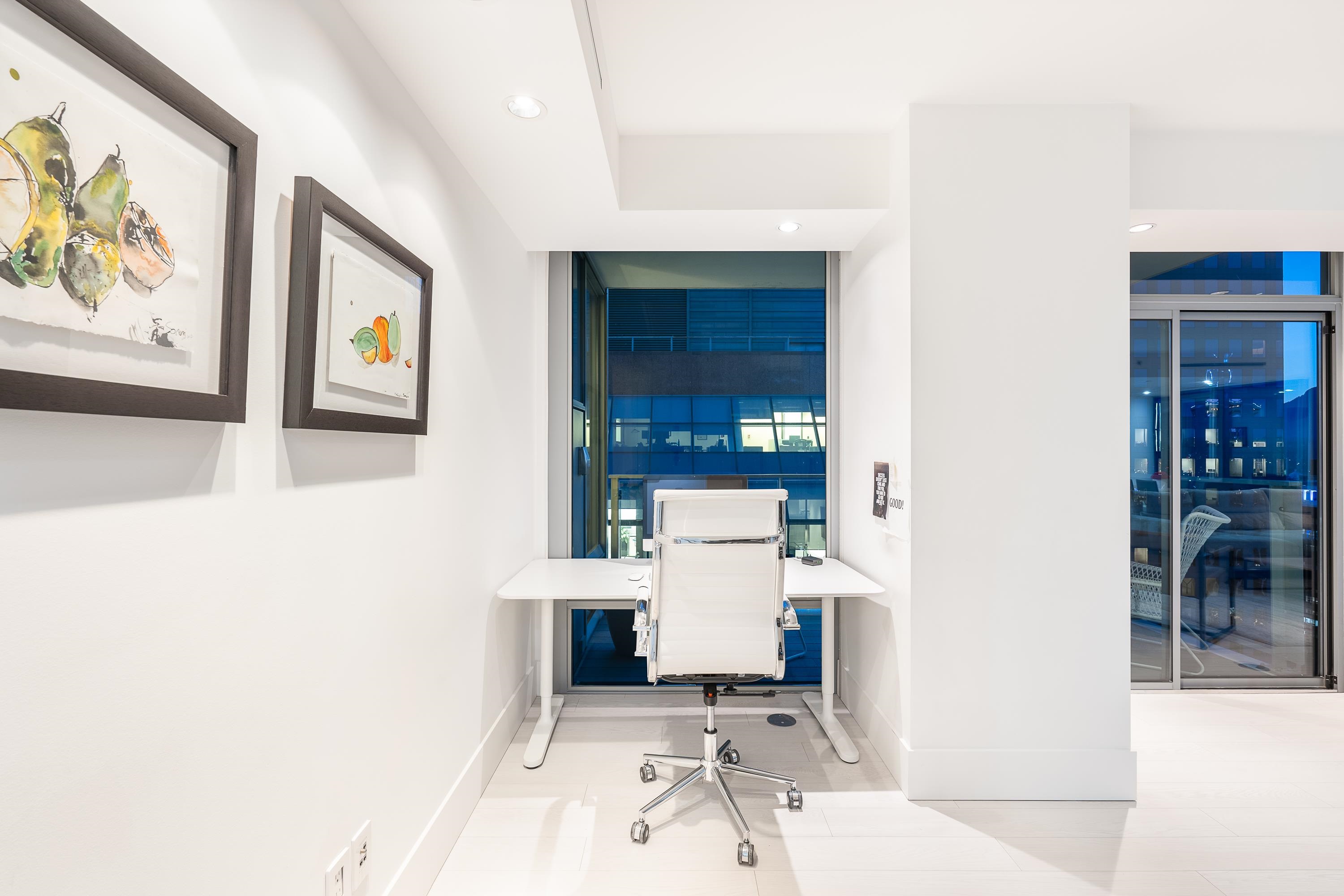 2902 667 HOWE STREET Unit: 2902