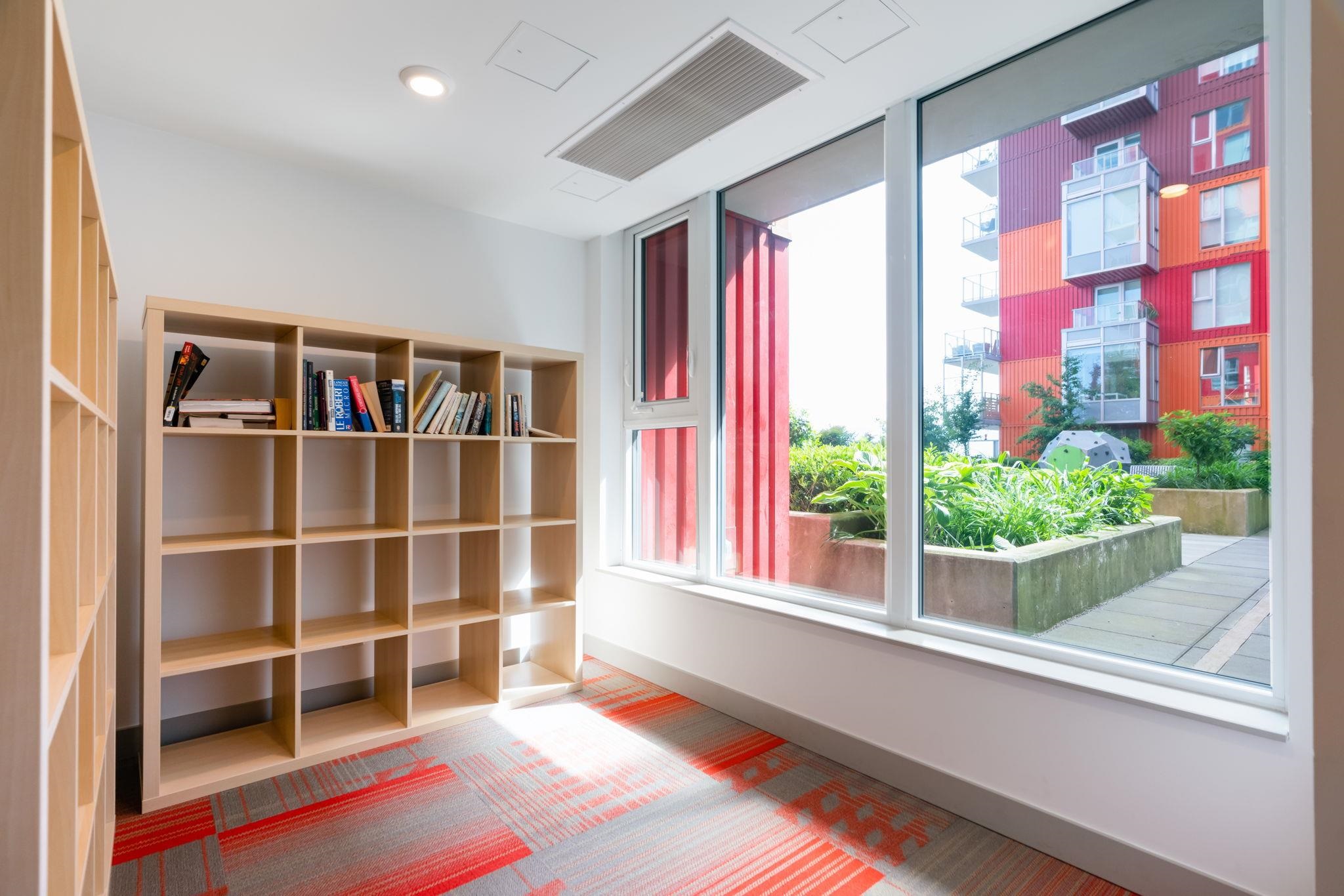 902 933 E HASTINGS STREET Unit: 902