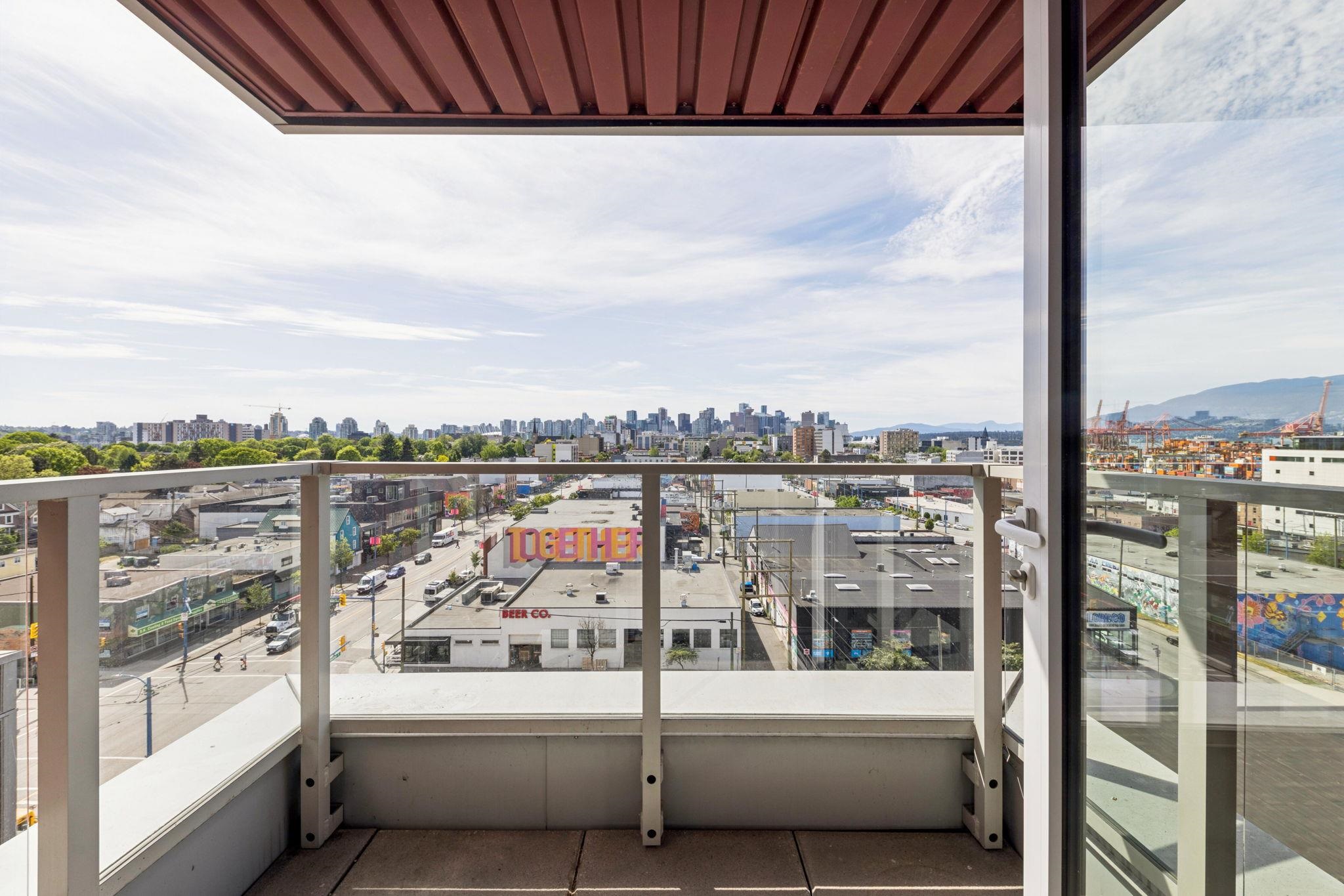 902 933 E HASTINGS STREET Unit: 902