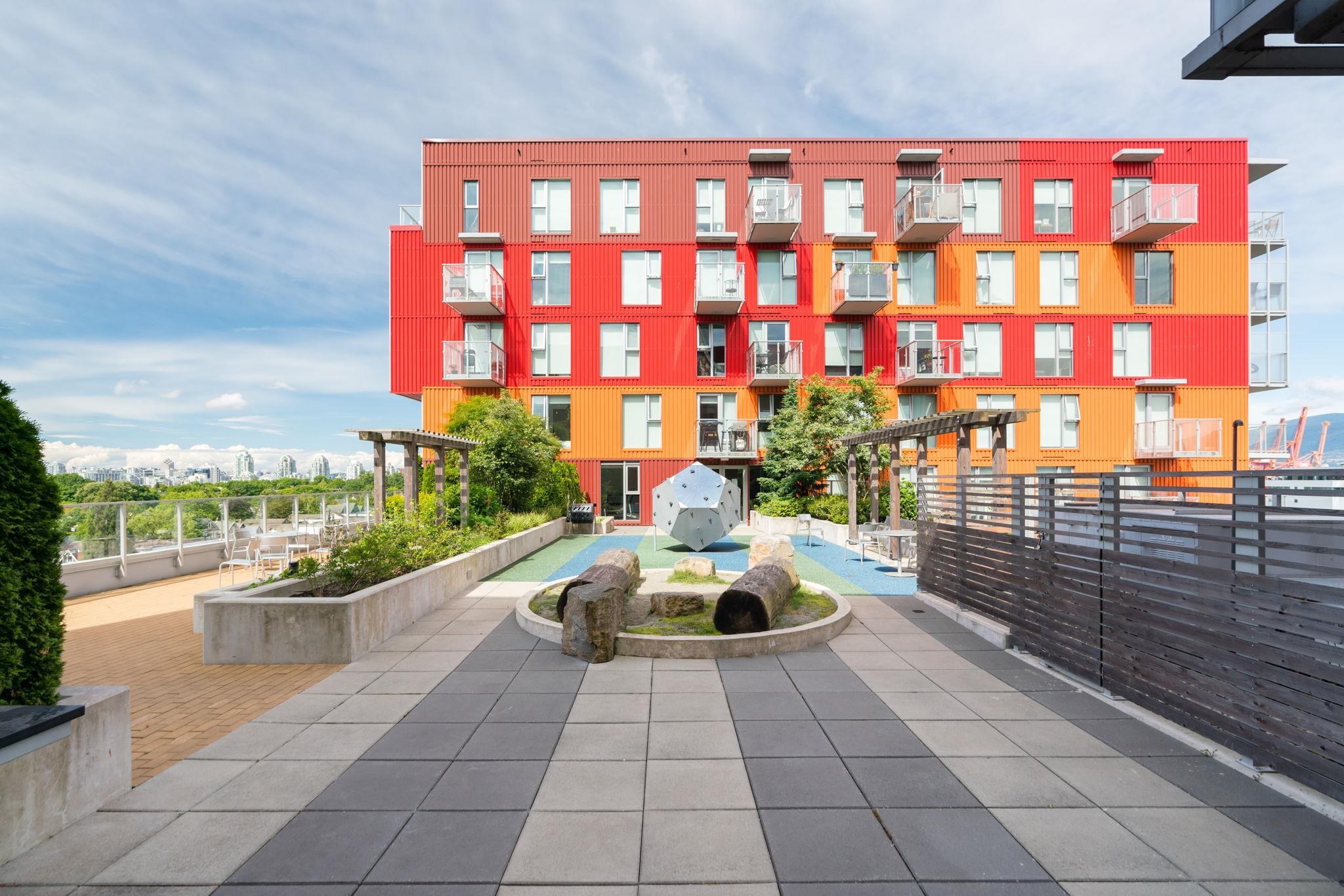902 933 E HASTINGS STREET Unit: 902