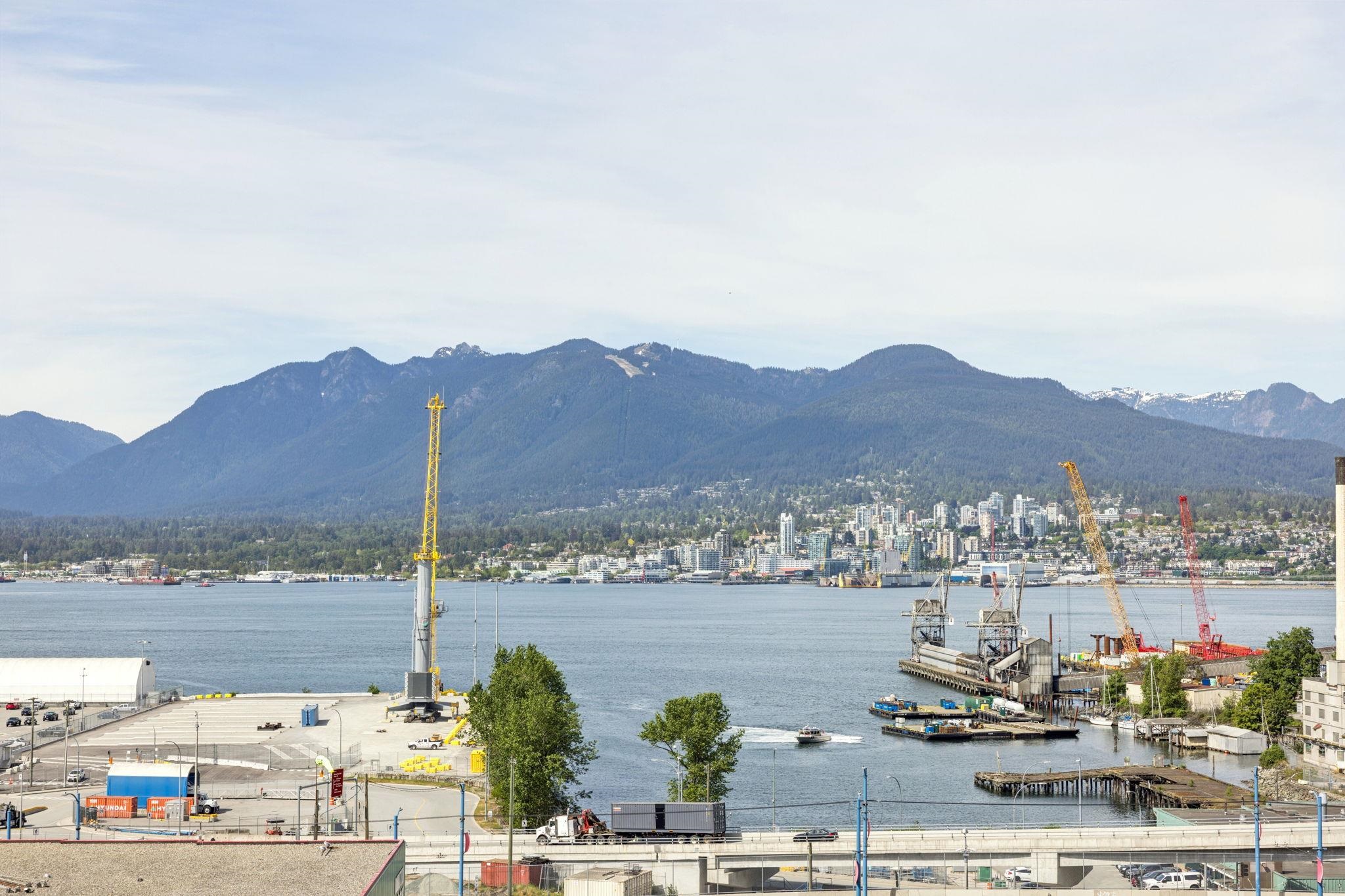 902 933 E HASTINGS STREET Unit: 902