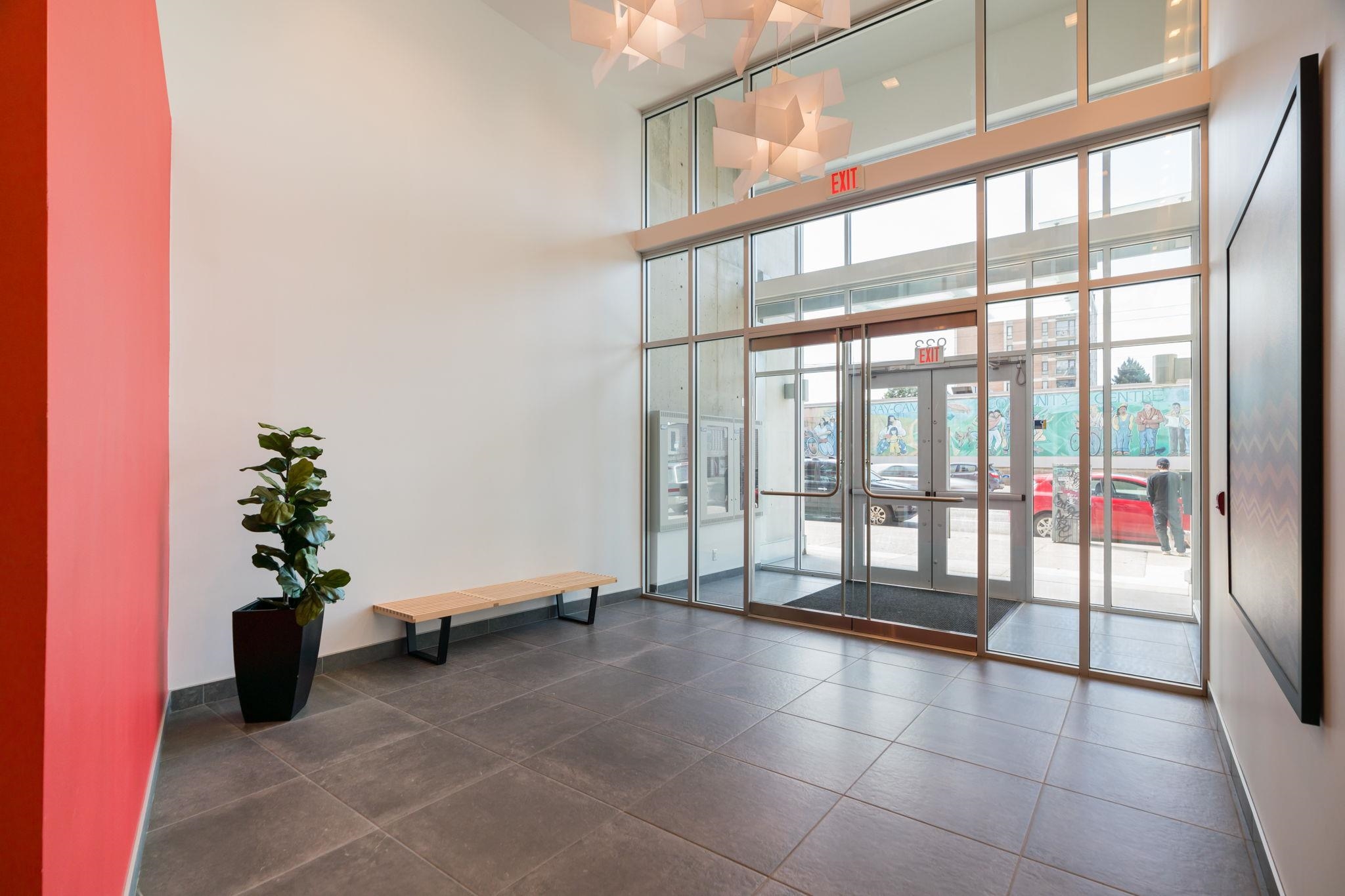 902 933 E HASTINGS STREET Unit: 902