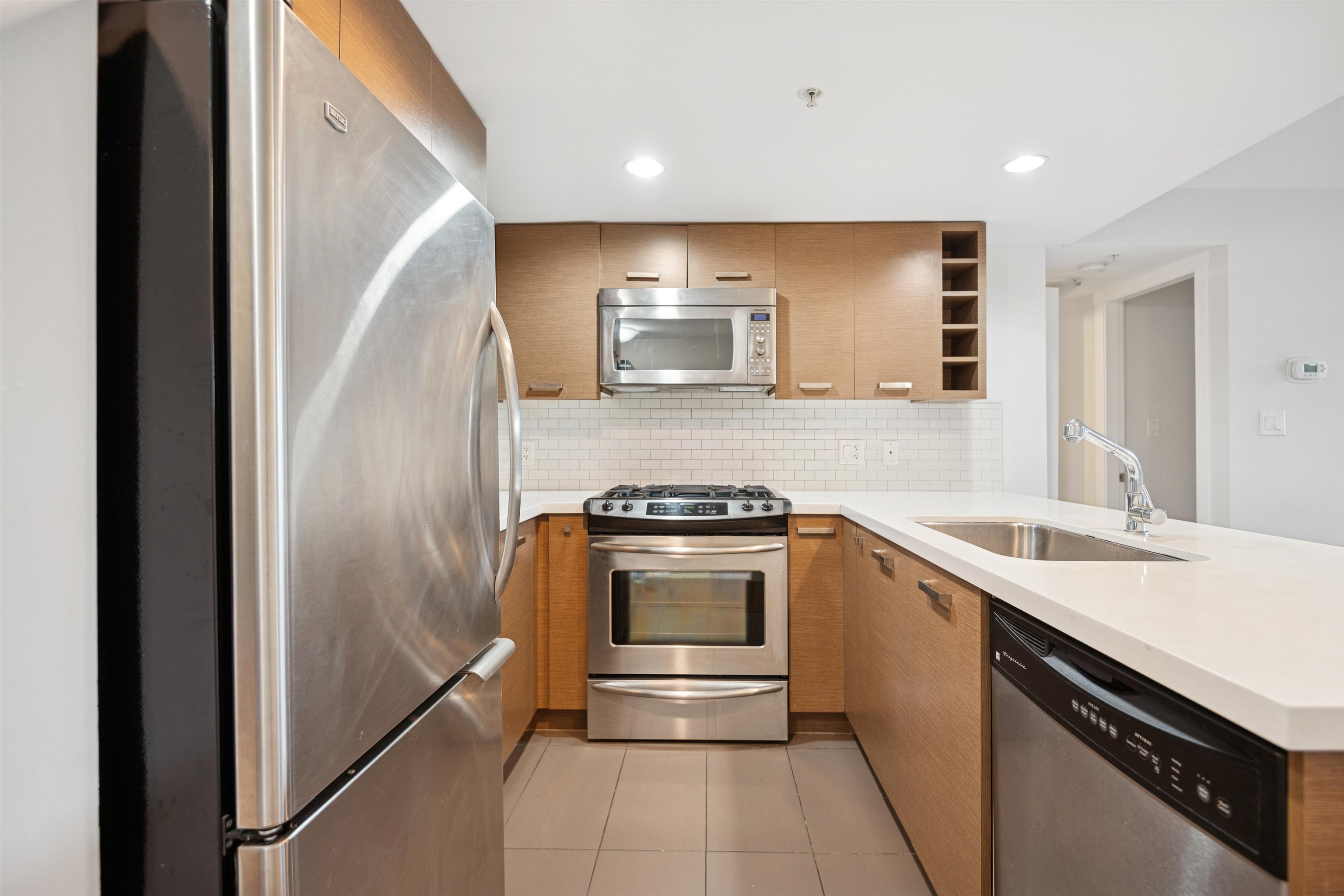 511 8033 SABA ROAD Unit: 511