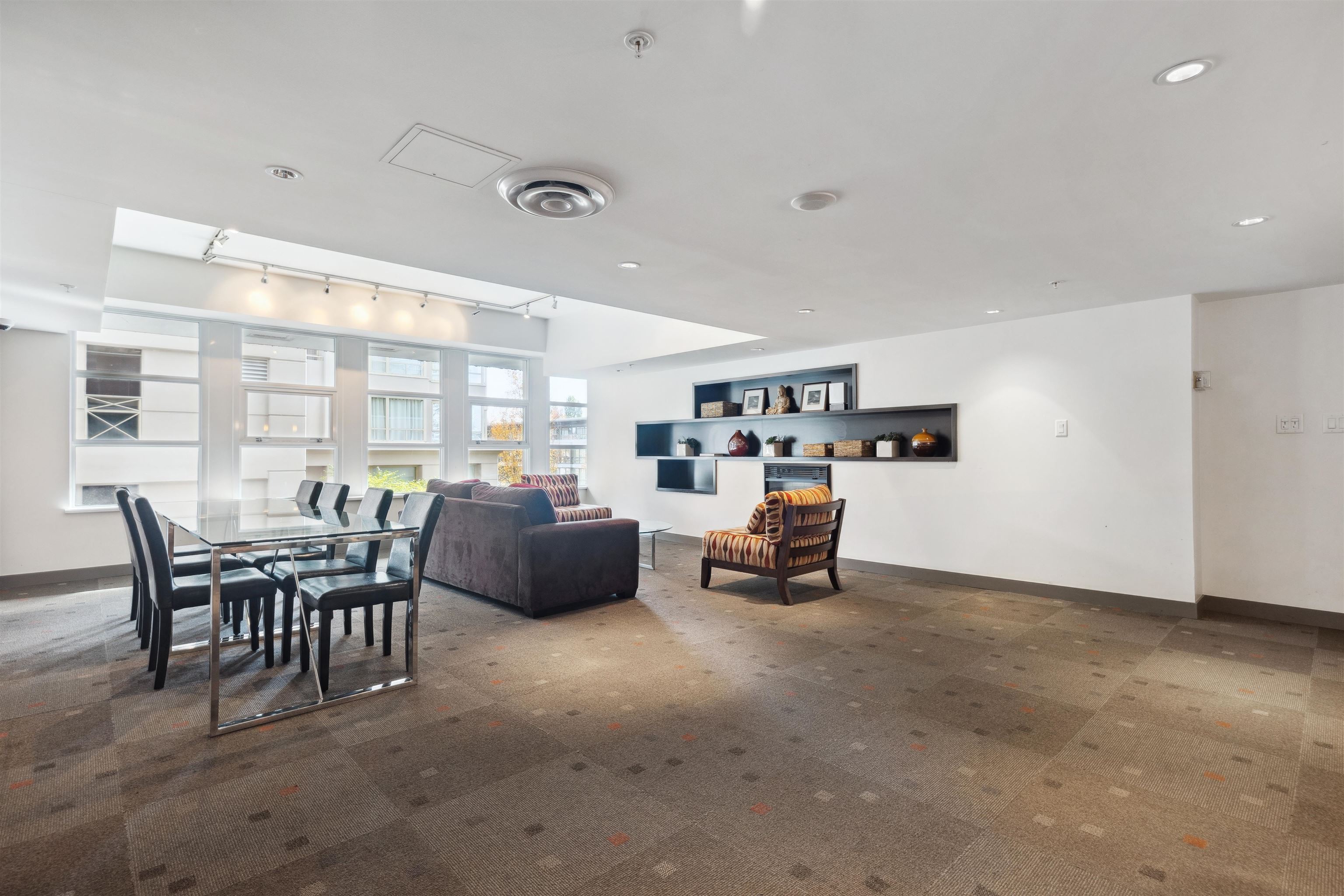 511 8033 SABA ROAD Unit: 511