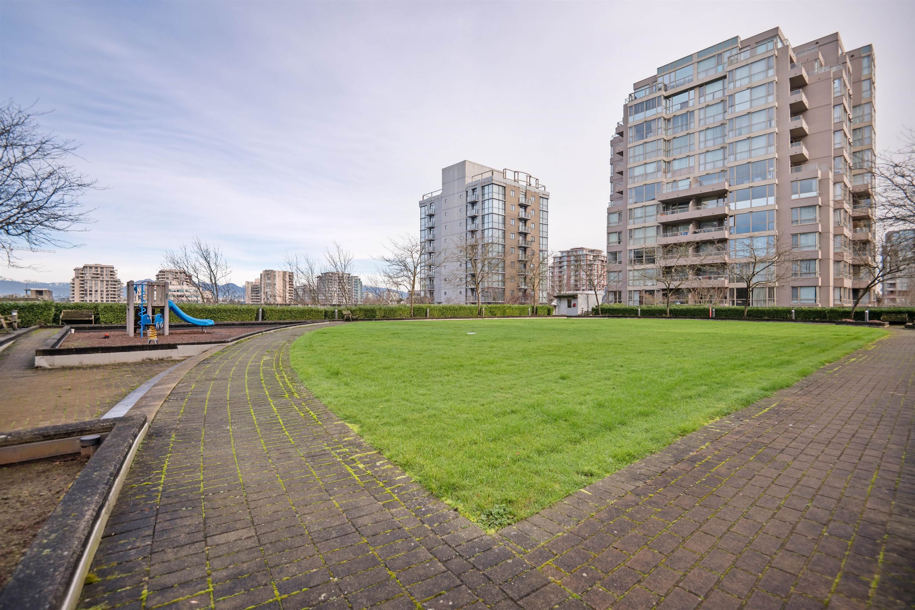 511 8033 SABA ROAD Unit: 511