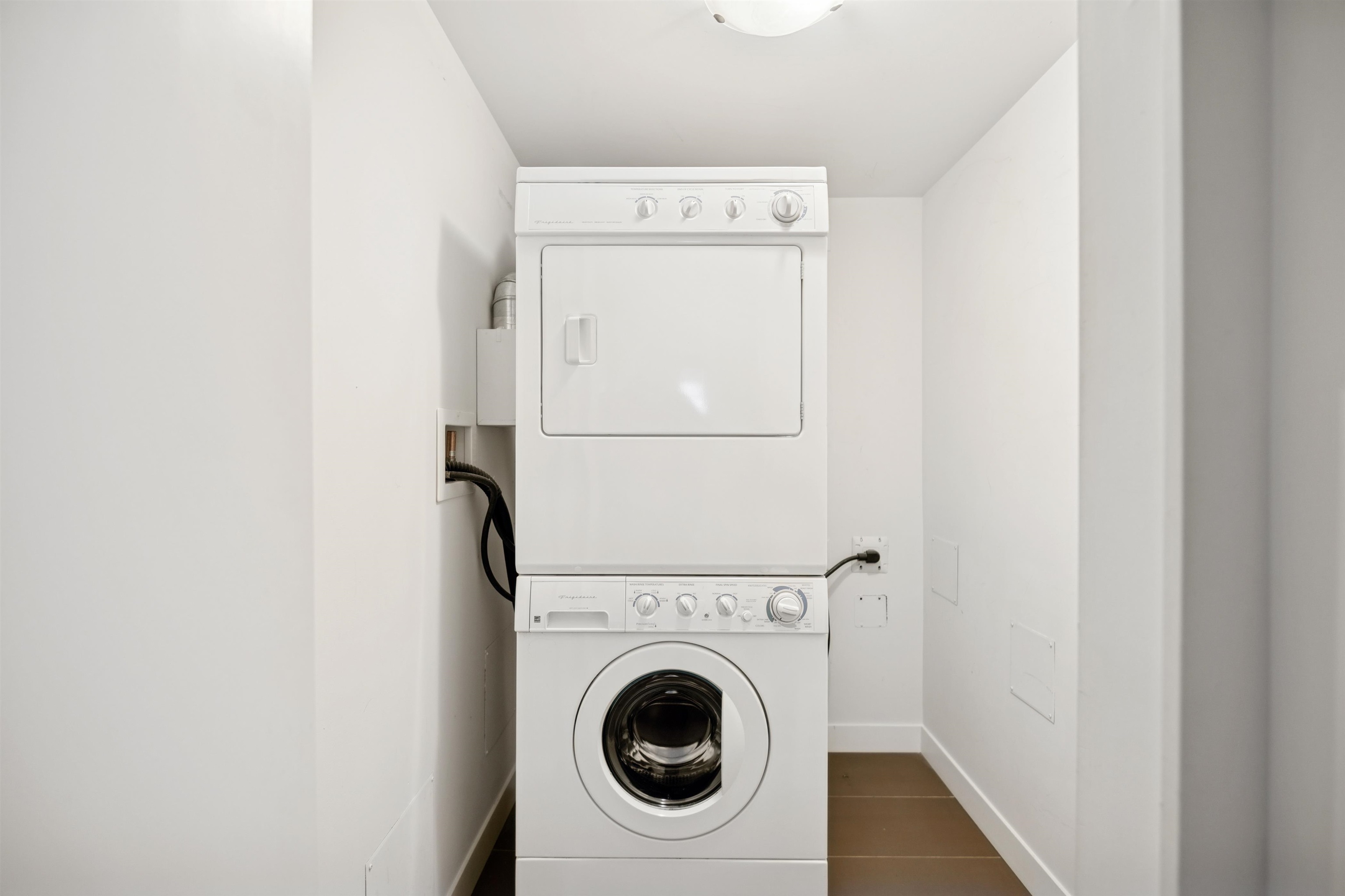 511 8033 SABA ROAD Unit: 511