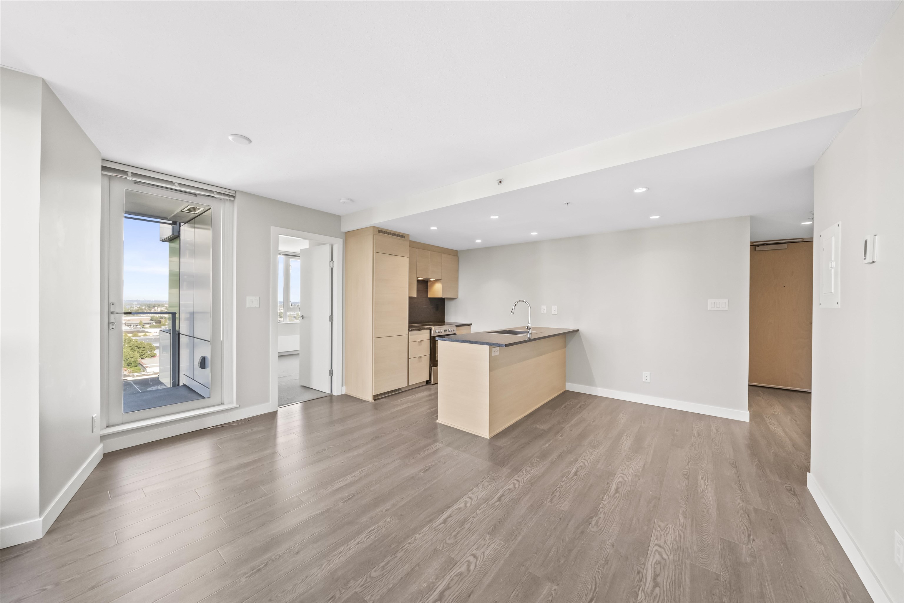 2007 488 SW MARINE DRIVE Unit: 2007