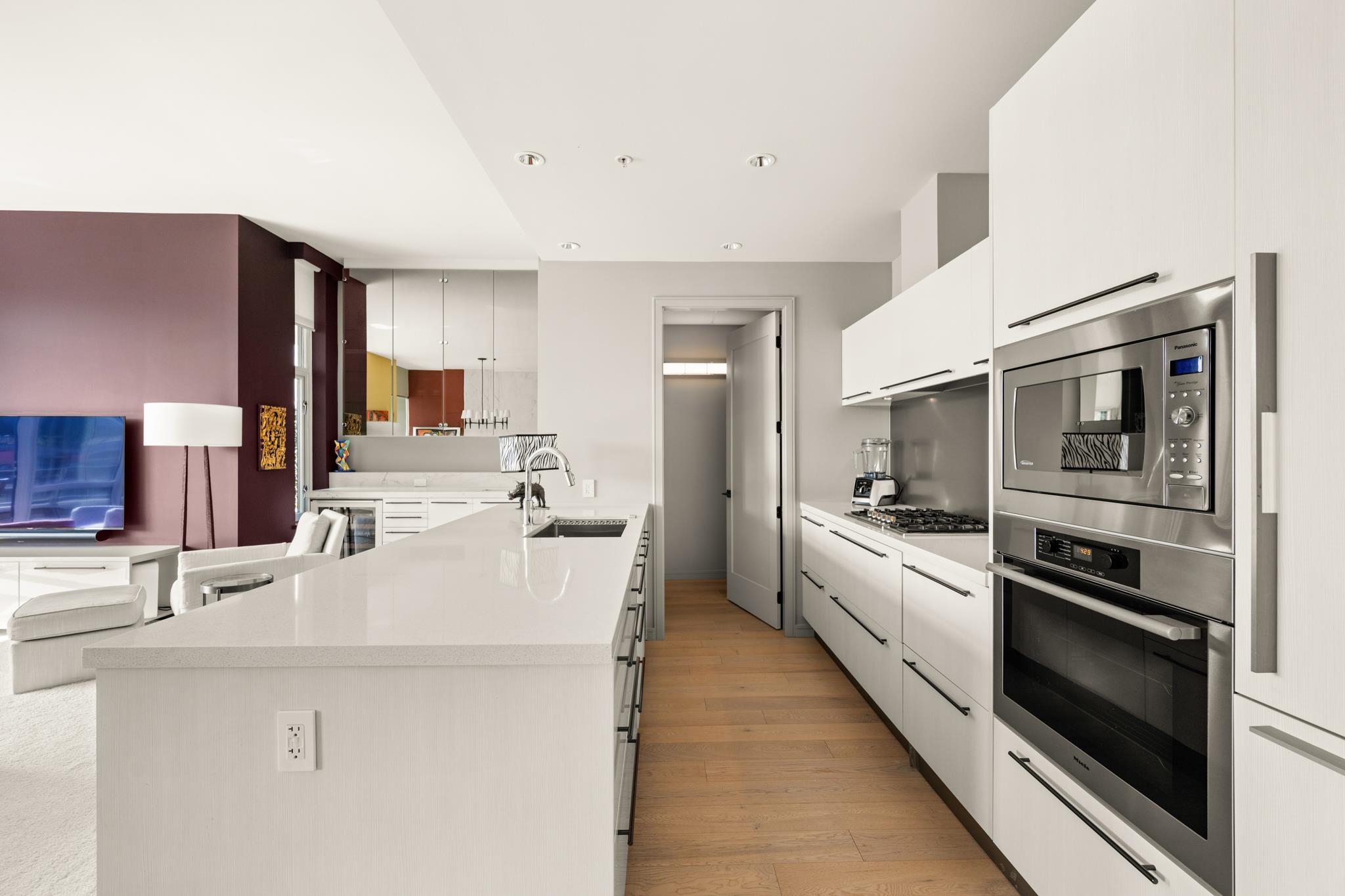 801 77 WALTER HARDWICK AVENUE Unit: 801