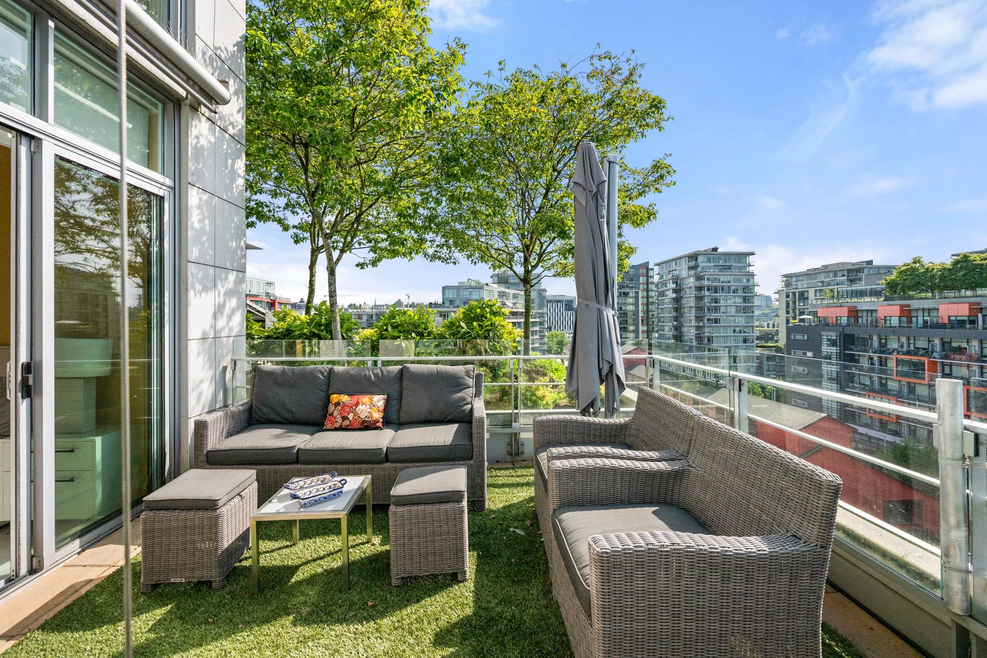 801 77 WALTER HARDWICK AVENUE Unit: 801