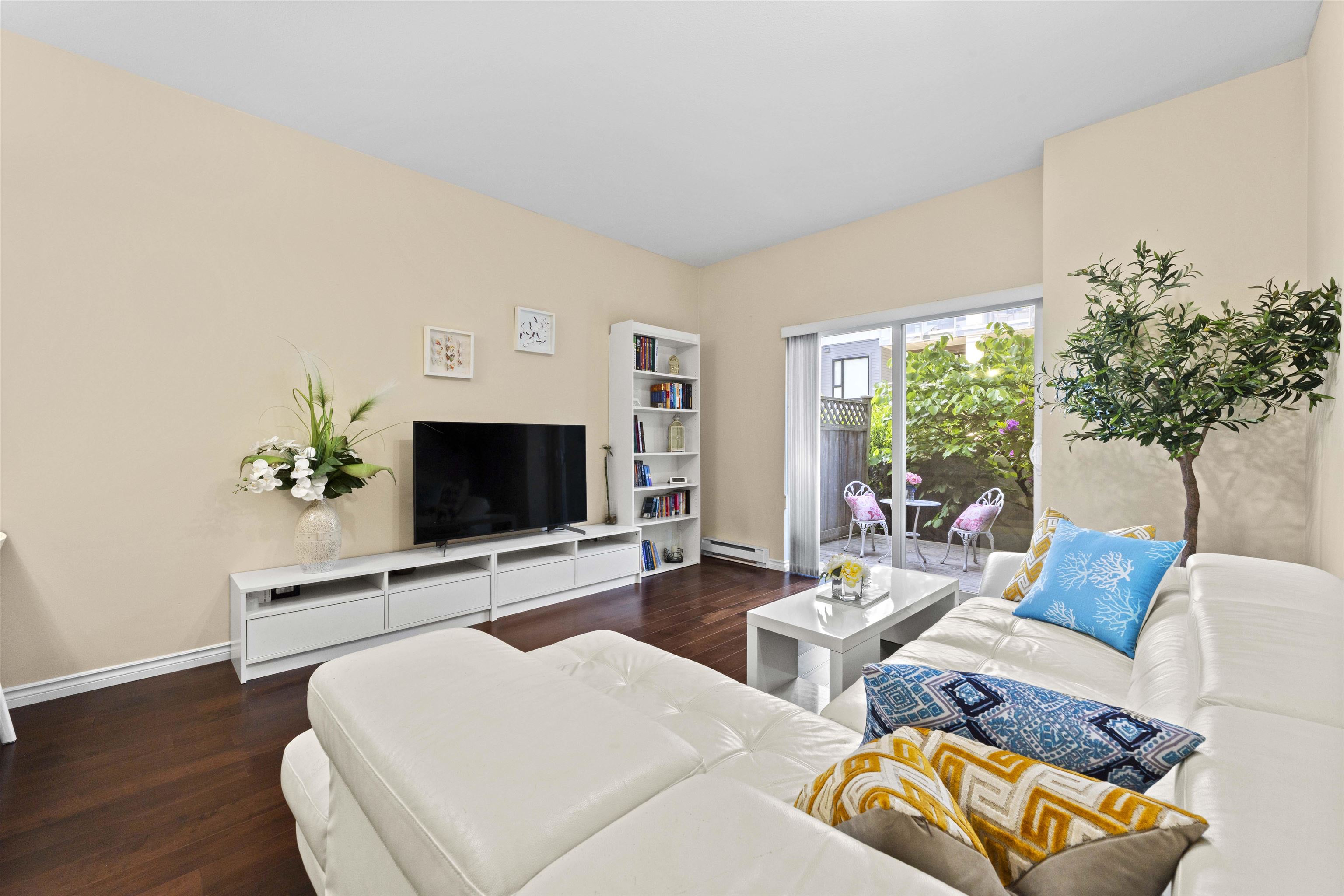 13 621 LANGSIDE AVENUE Unit: 13