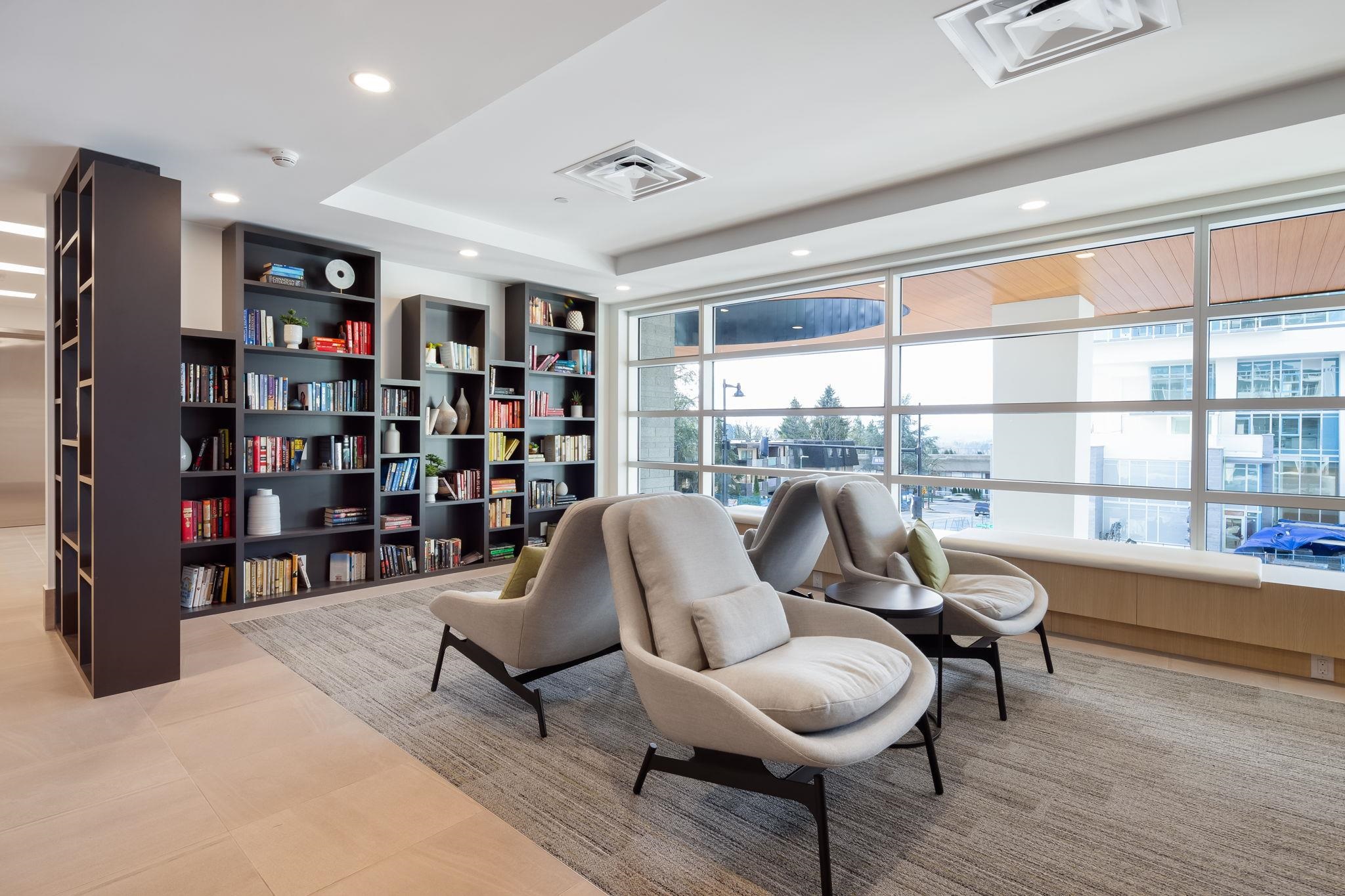 1808 525 FOSTER AVENUE Unit: 1808