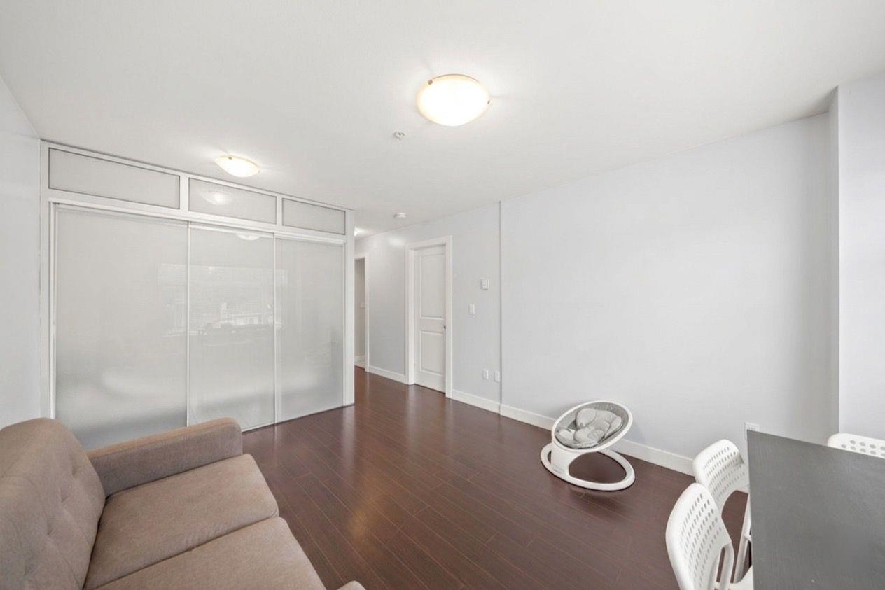 303 2745 E HASTINGS STREET