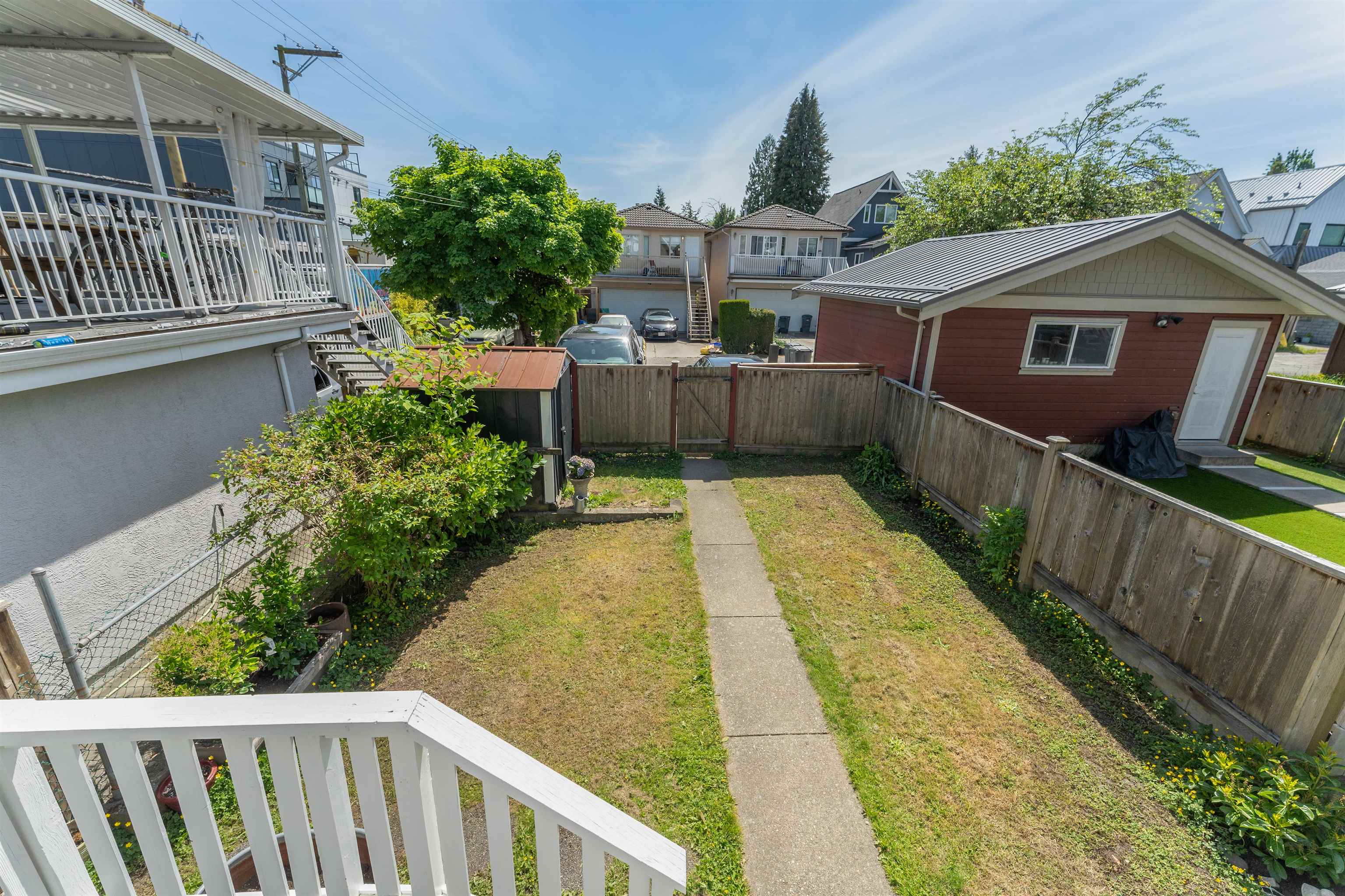 178 E KING EDWARD AVENUE