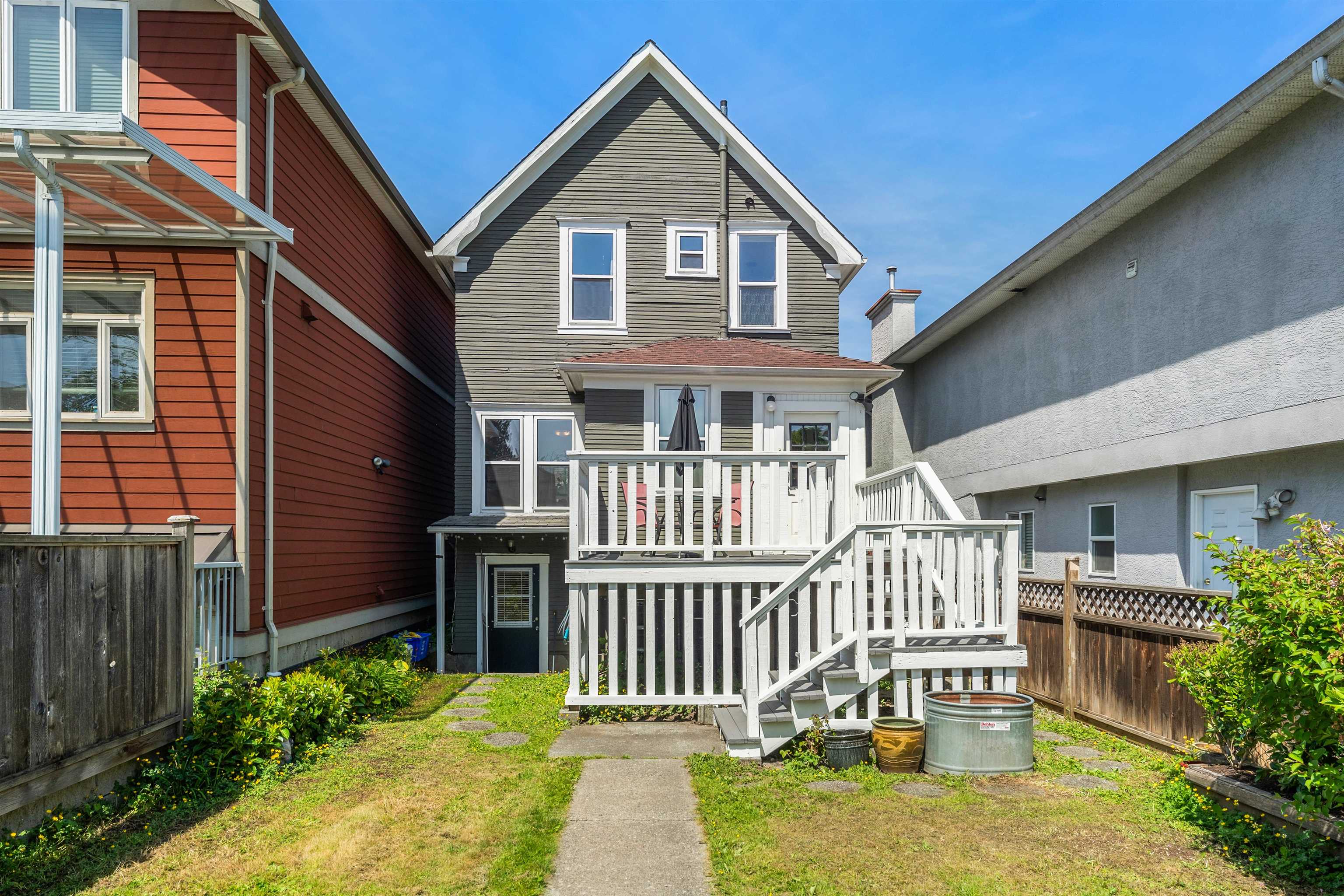 178 E KING EDWARD AVENUE