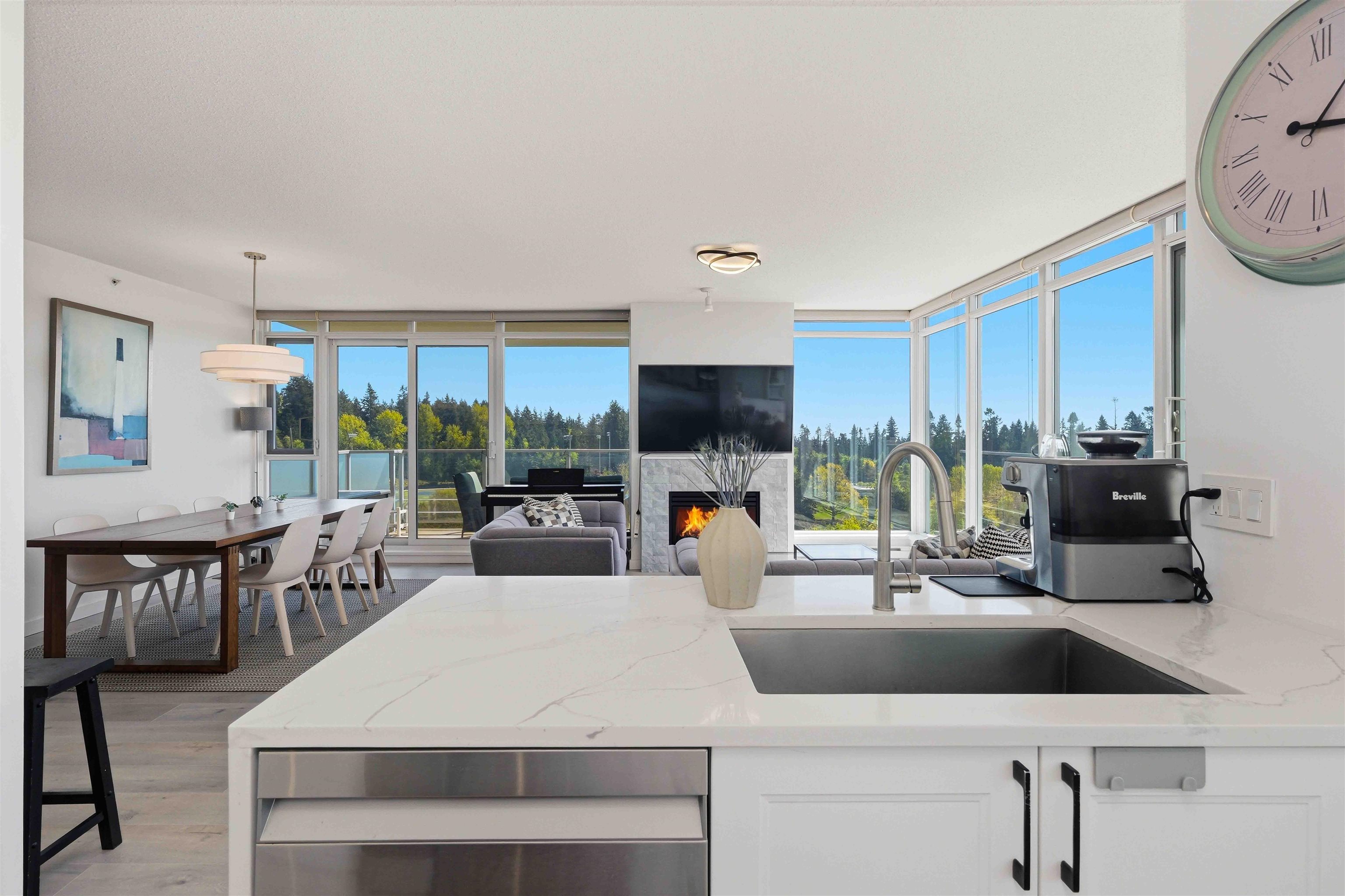 905 2688 WEST MALL Unit: 905