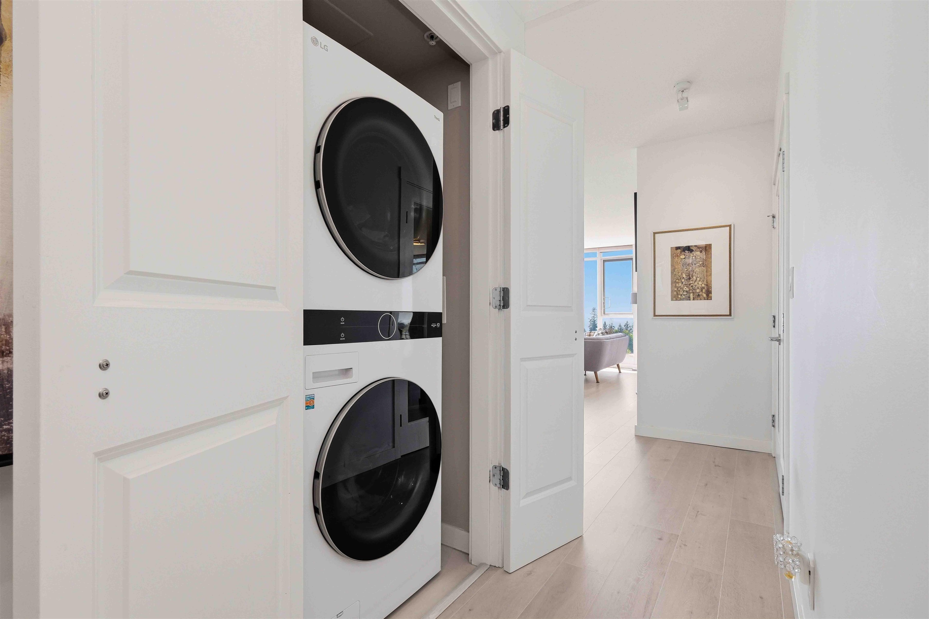 905 2688 WEST MALL Unit: 905