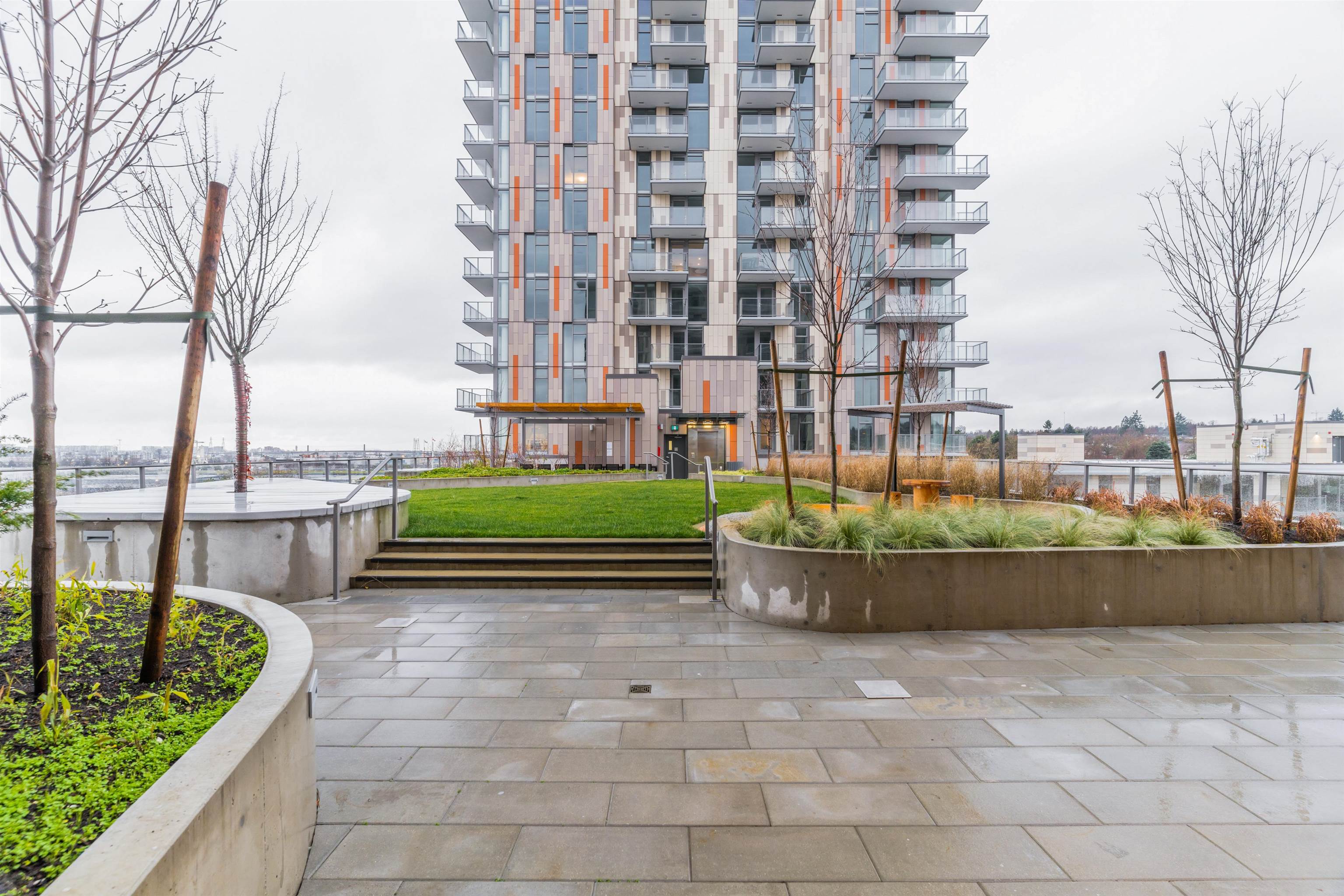 305 8138 FRASER STREET Unit: 305