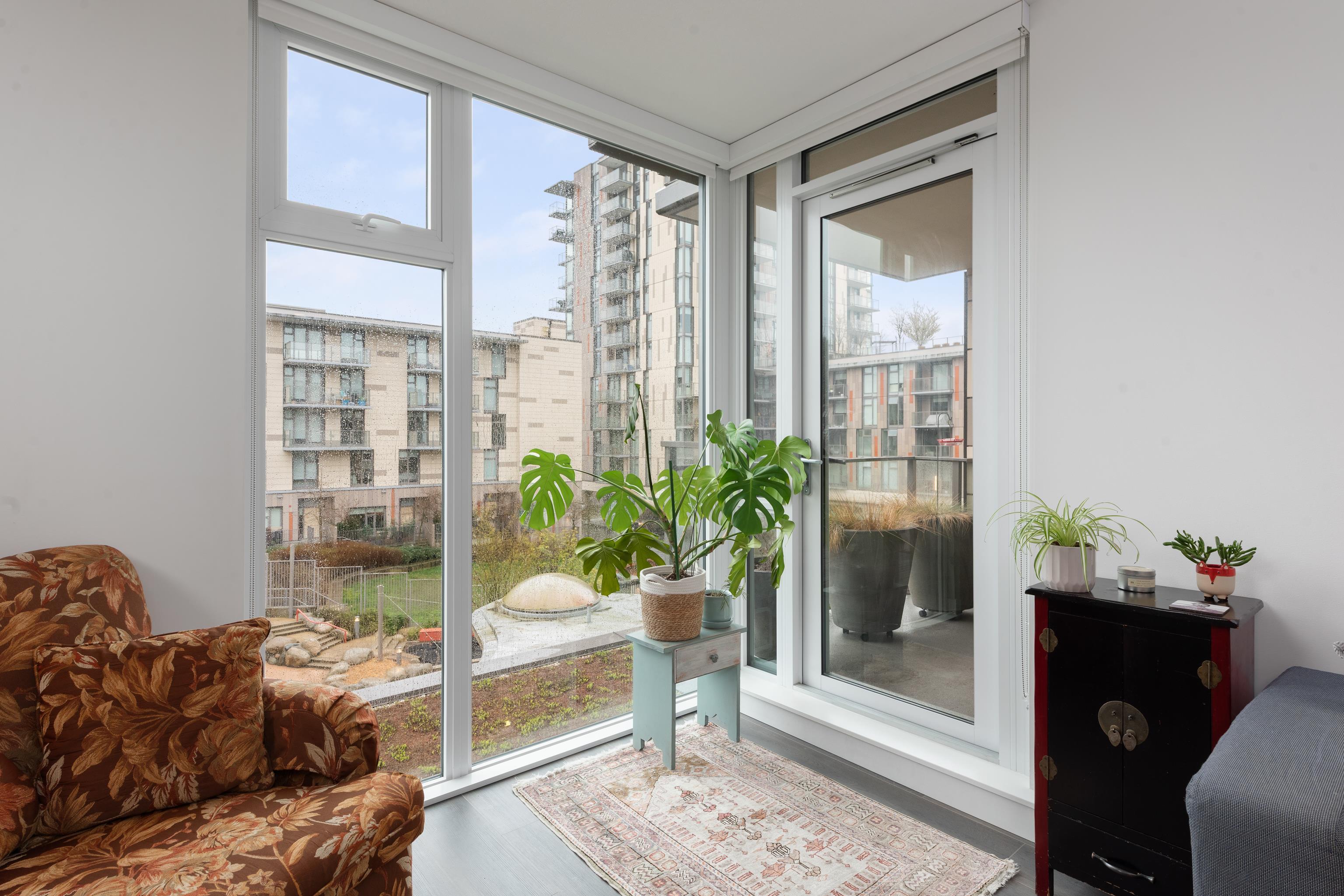 305 8138 FRASER STREET Unit: 305