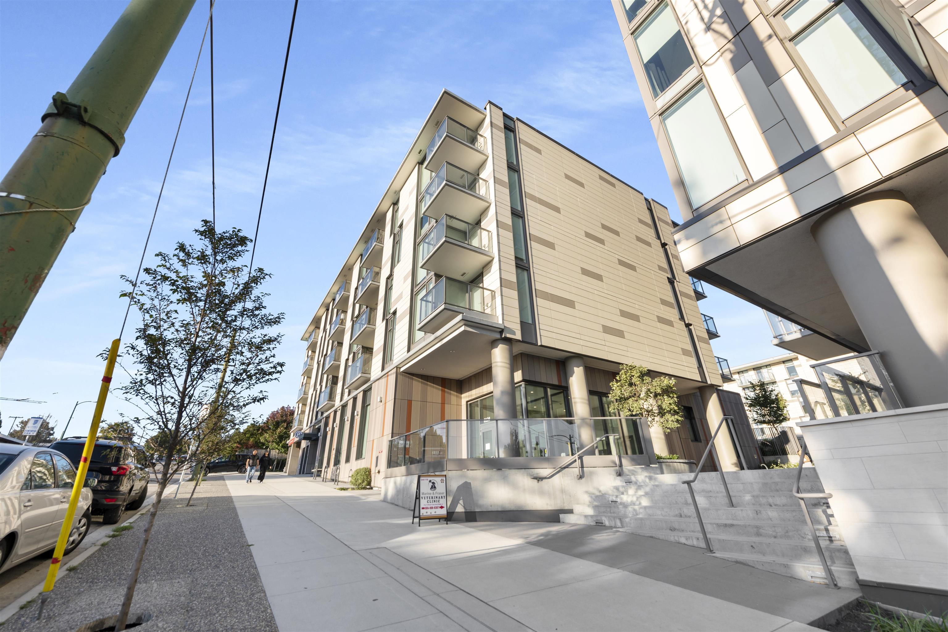 305 8138 FRASER STREET Unit: 305