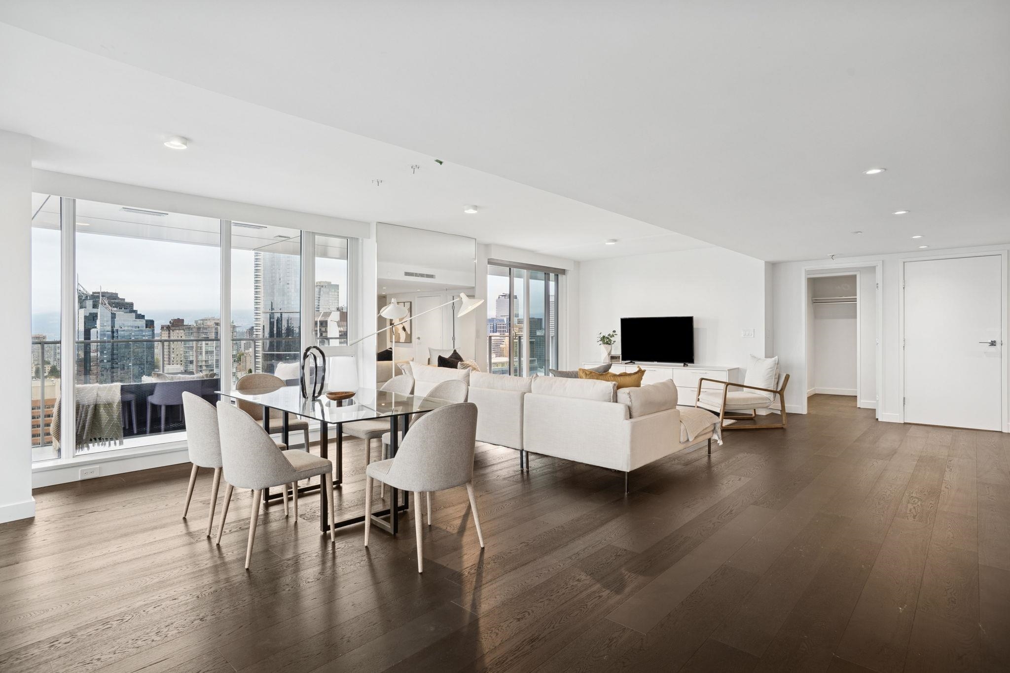 3306 1111 RICHARDS STREET Unit: 3306