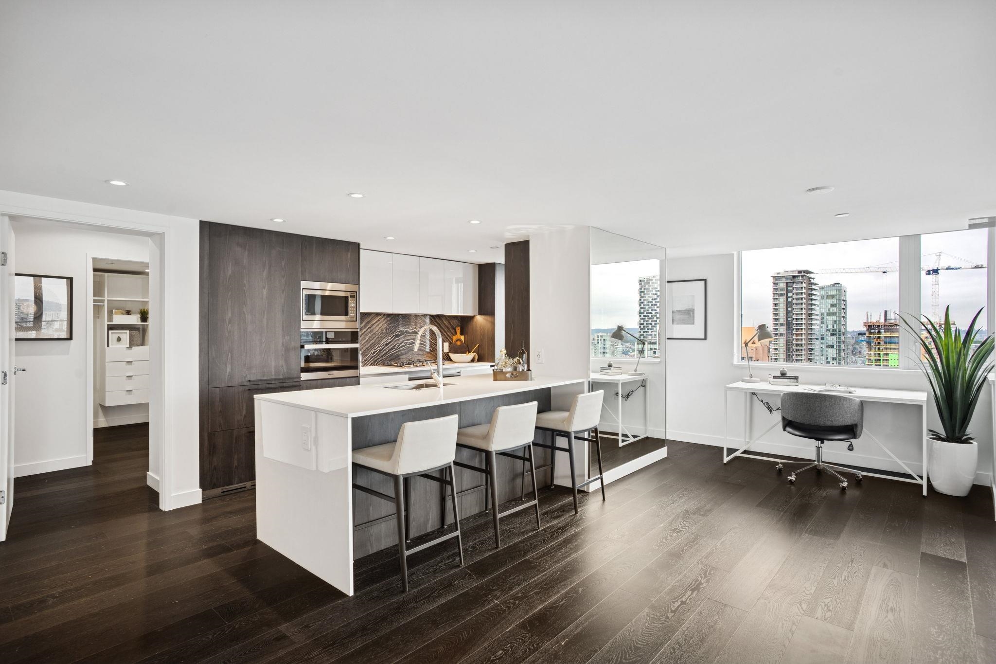 3306 1111 RICHARDS STREET Unit: 3306