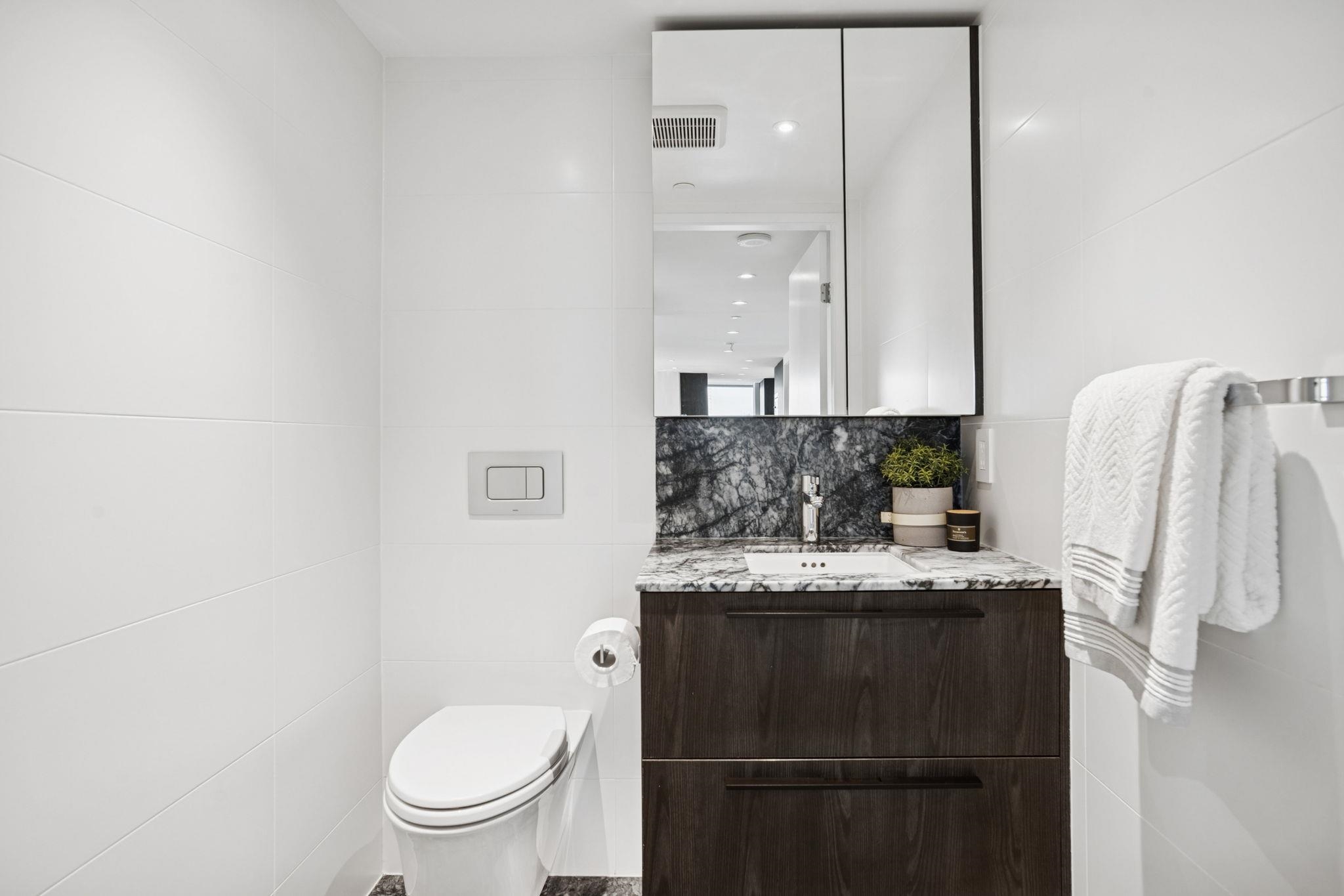 3306 1111 RICHARDS STREET Unit: 3306