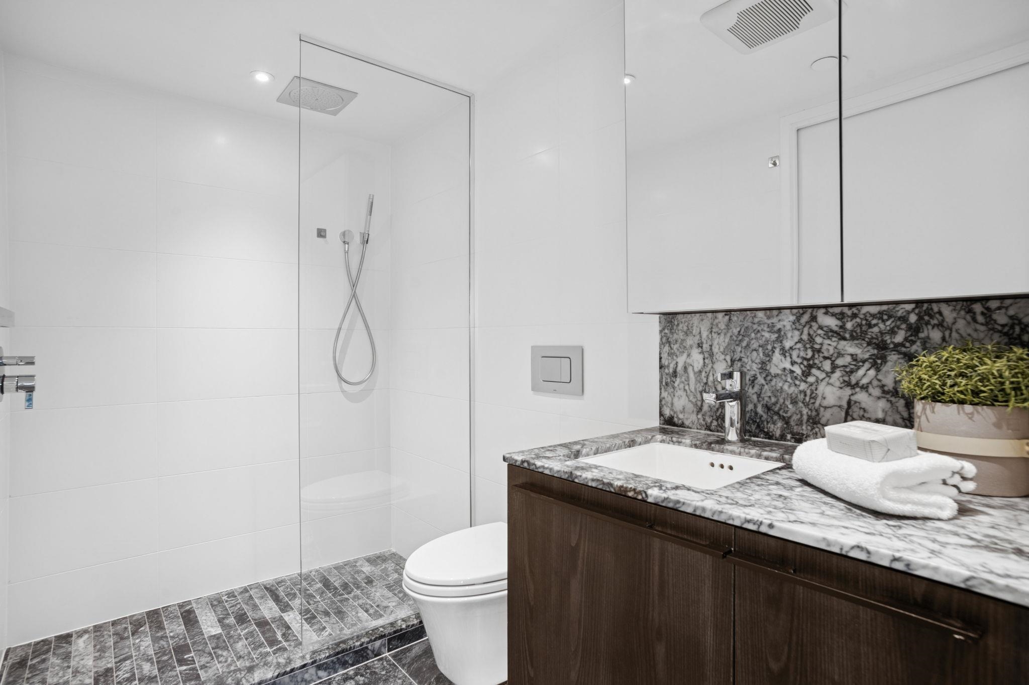 3306 1111 RICHARDS STREET Unit: 3306