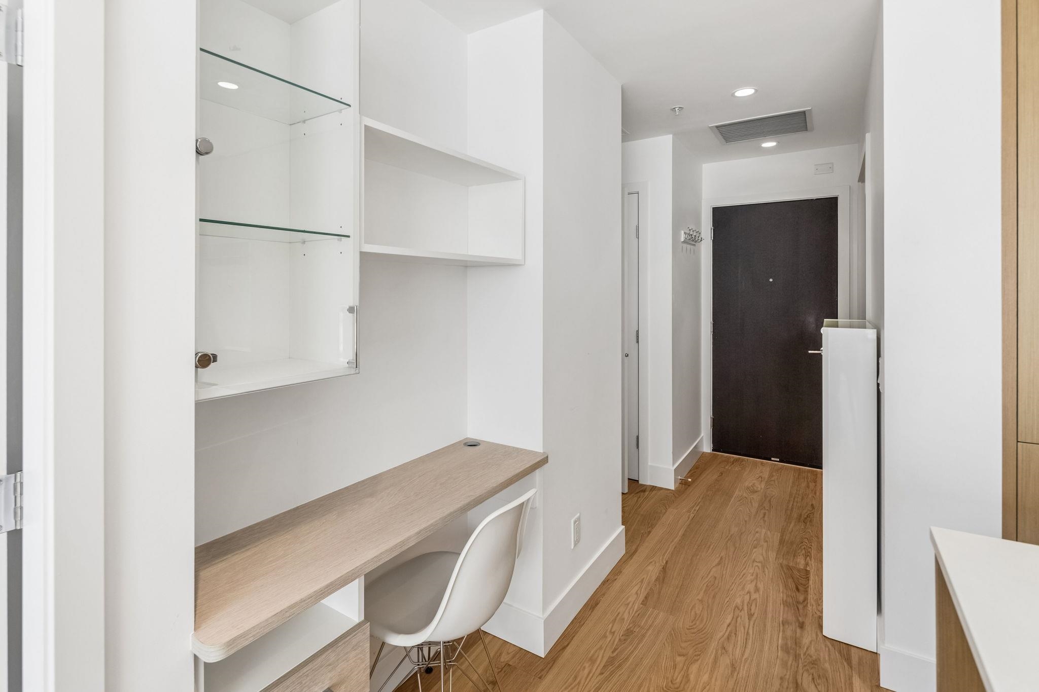 309 5115 CAMBIE STREET Unit: 309
