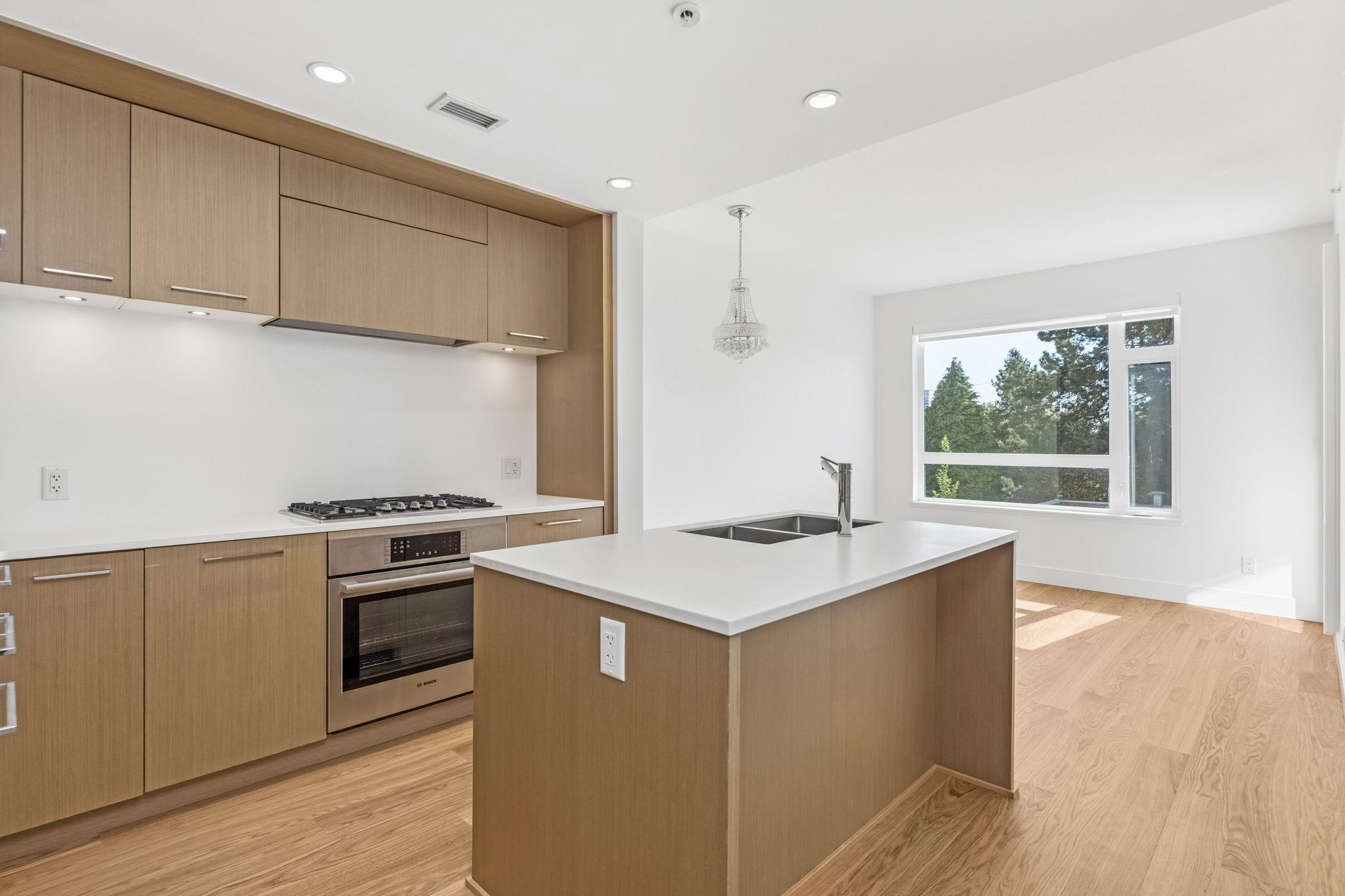 309 5115 CAMBIE STREET Unit: 309