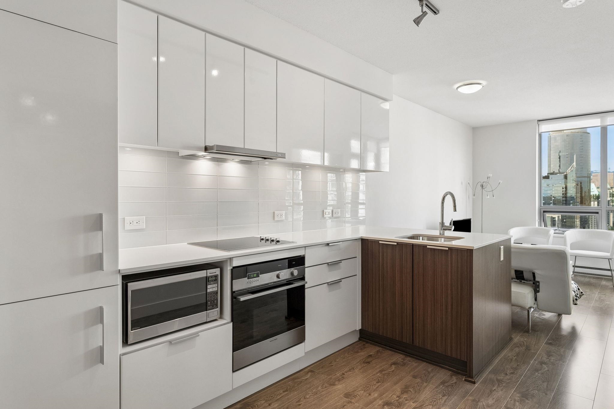 2705 1308 HORNBY STREET Unit: 2705
